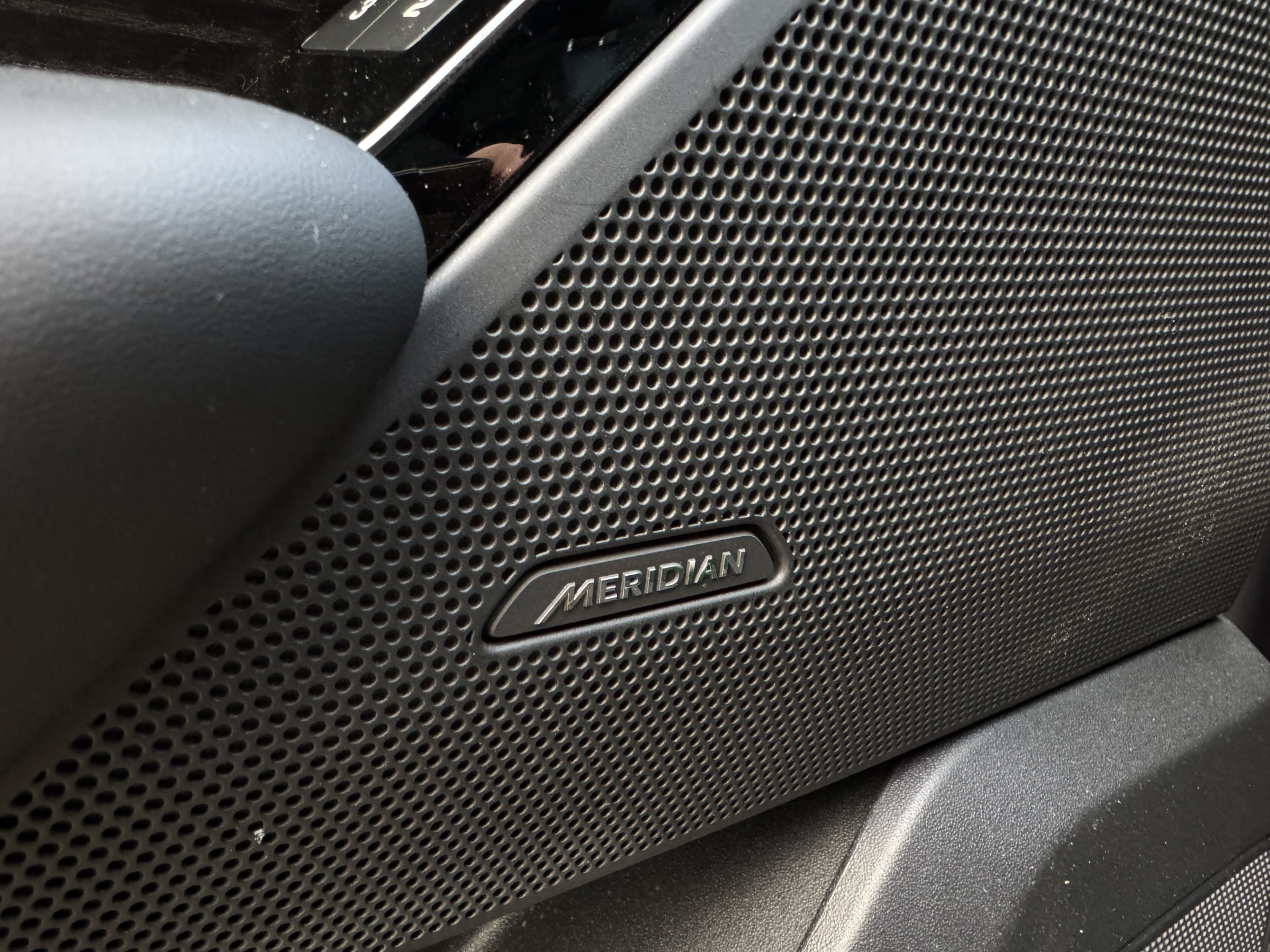 Land Rover Range Rover Velar 2.0 P400e AWD Dynamic SE PHEV