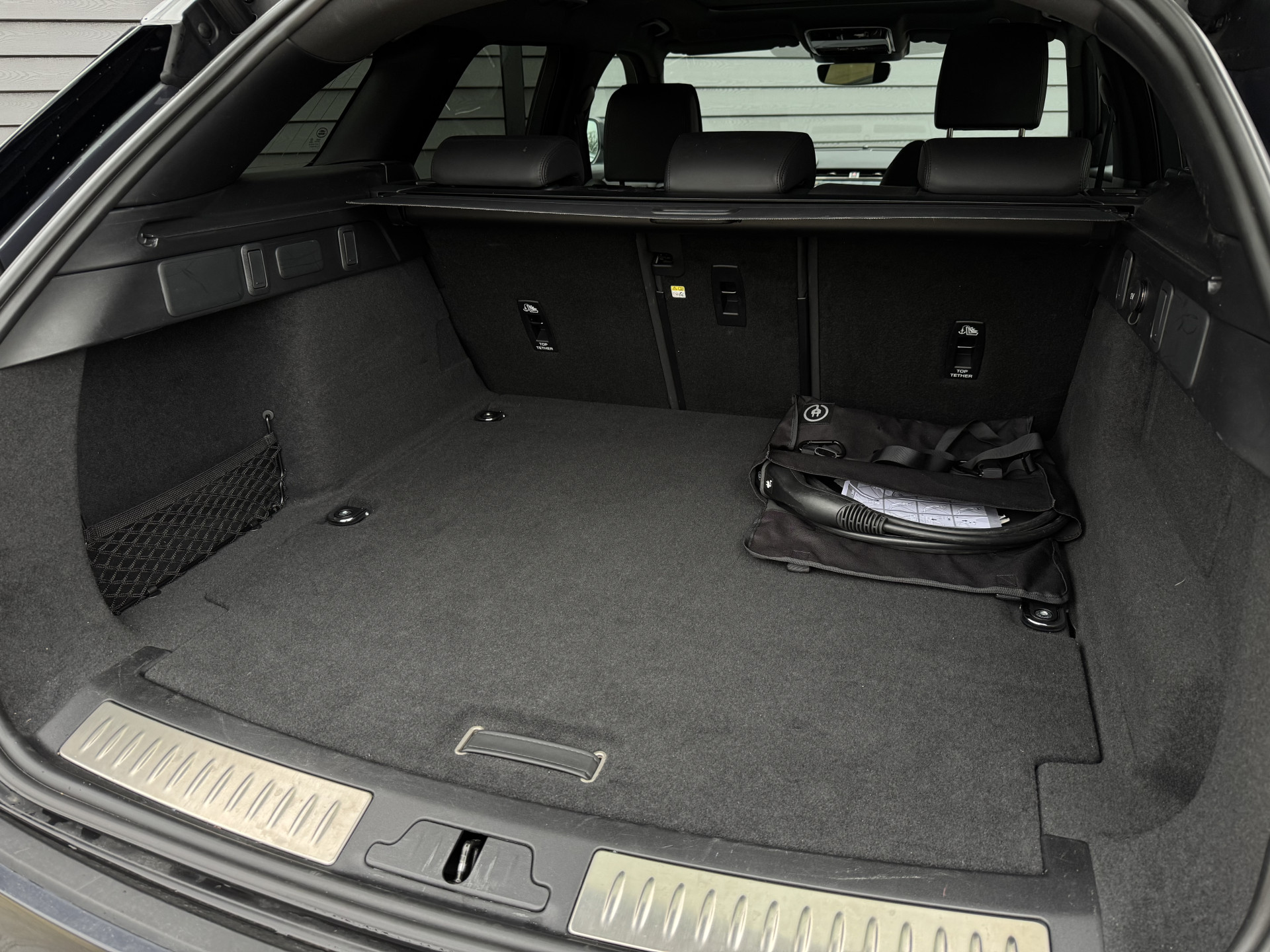 Land Rover Range Rover Velar 2.0 P400e AWD Dynamic SE PHEV