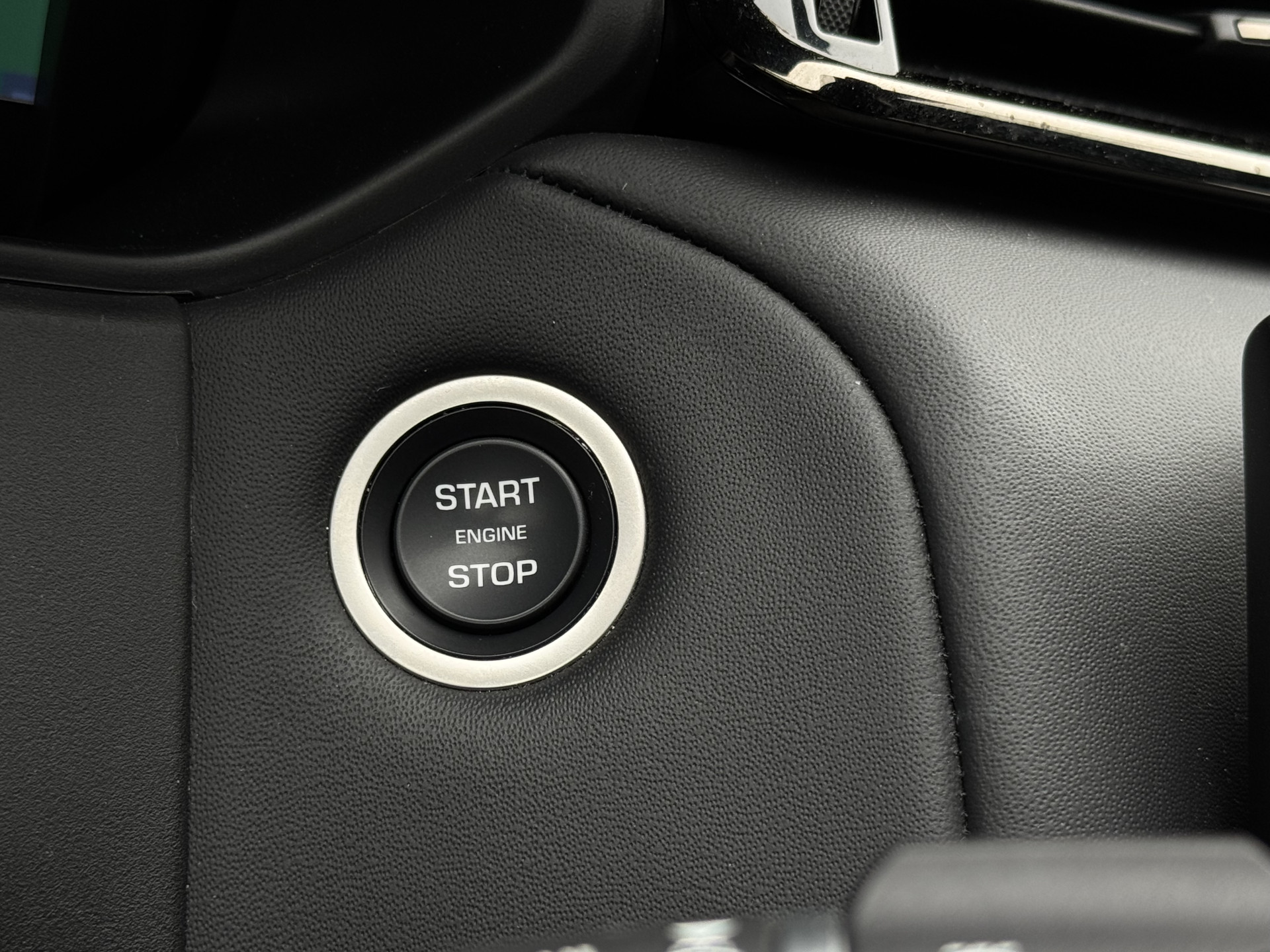 Land Rover Range Rover Velar 2.0 P400e AWD Dynamic SE PHEV