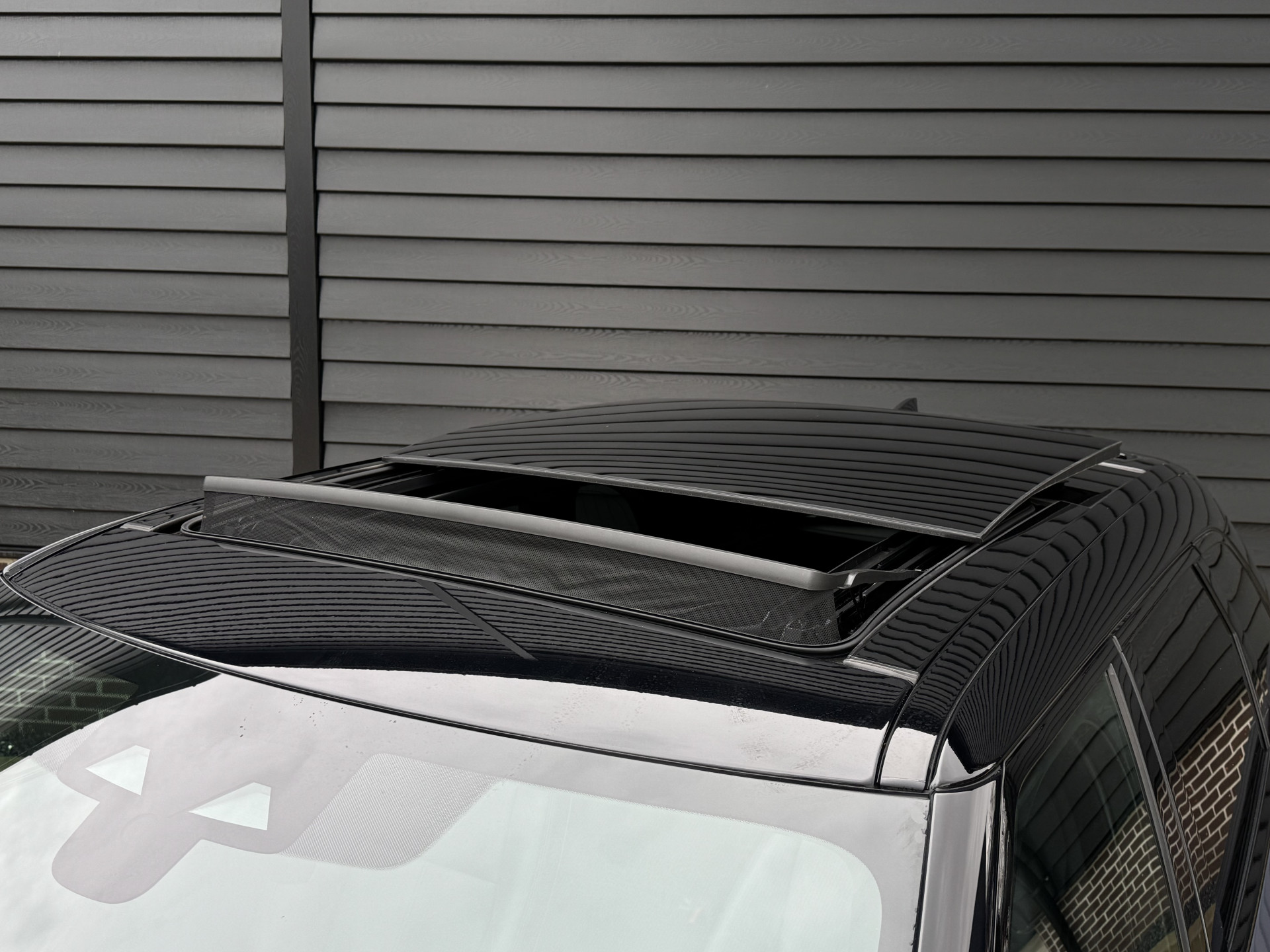 Land Rover Range Rover Velar 2.0 P400e AWD Dynamic SE PHEV