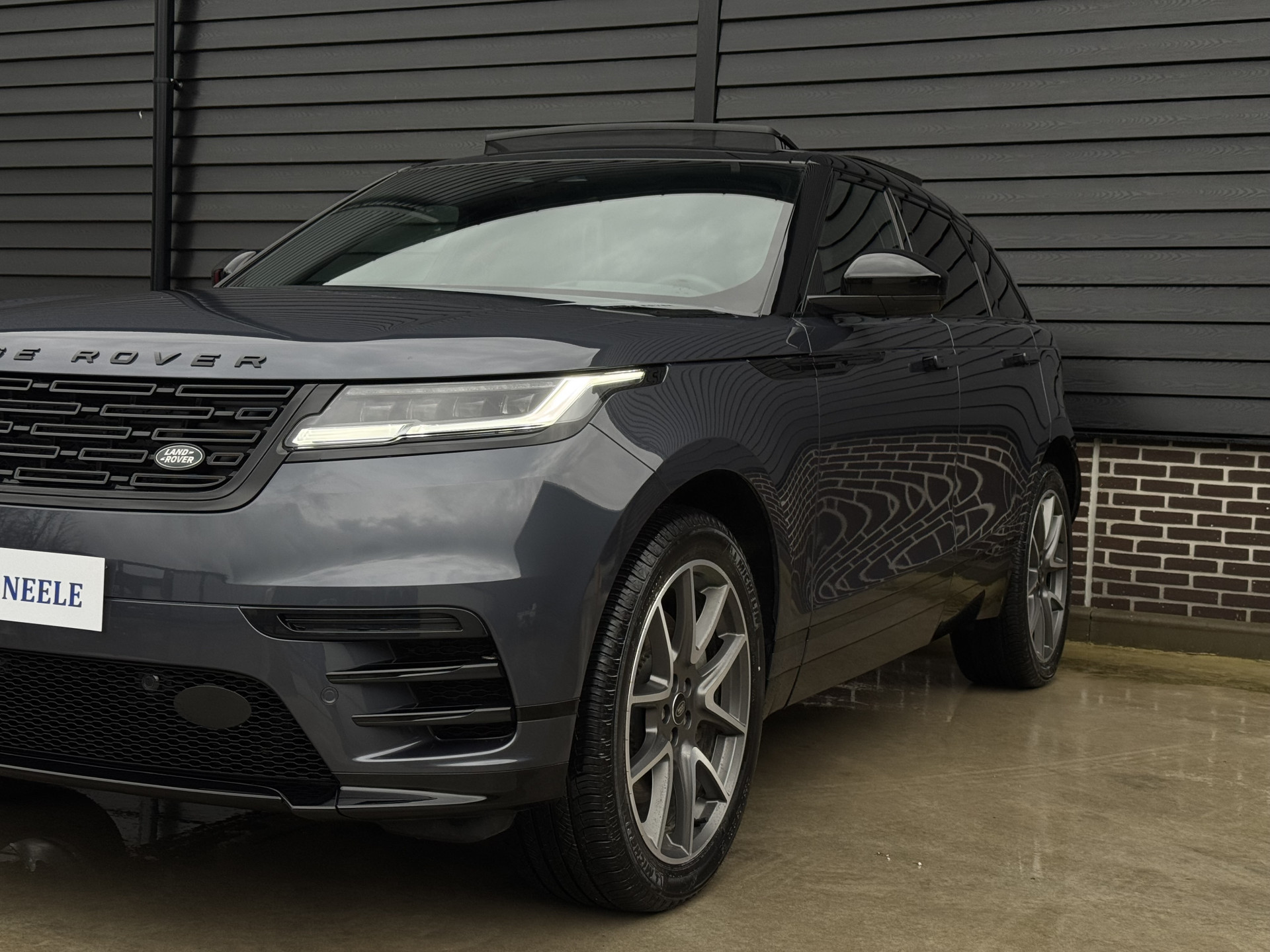 Land Rover Range Rover Velar 2.0 P400e AWD Dynamic SE PHEV