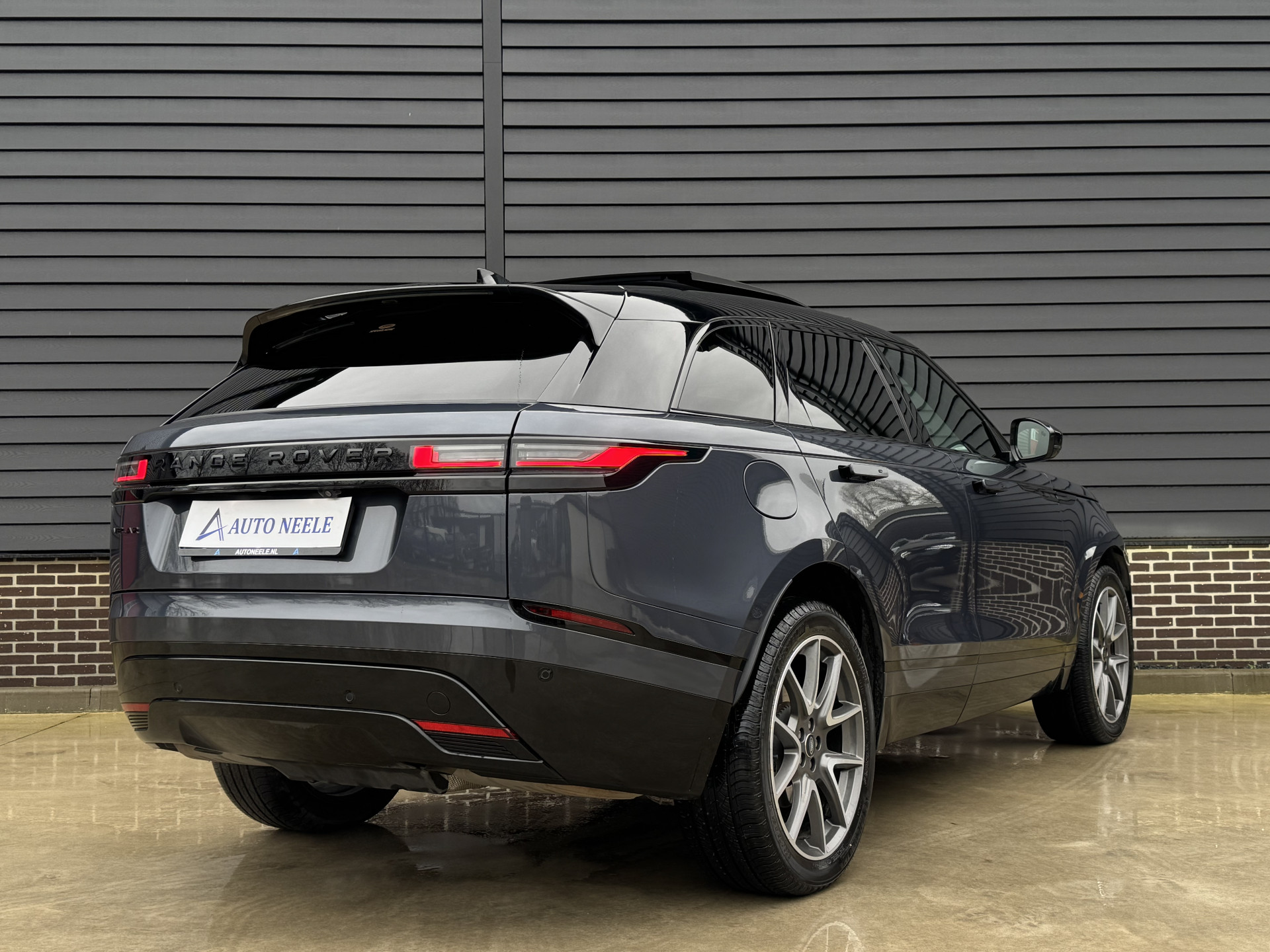 Land Rover Range Rover Velar 2.0 P400e AWD Dynamic SE PHEV