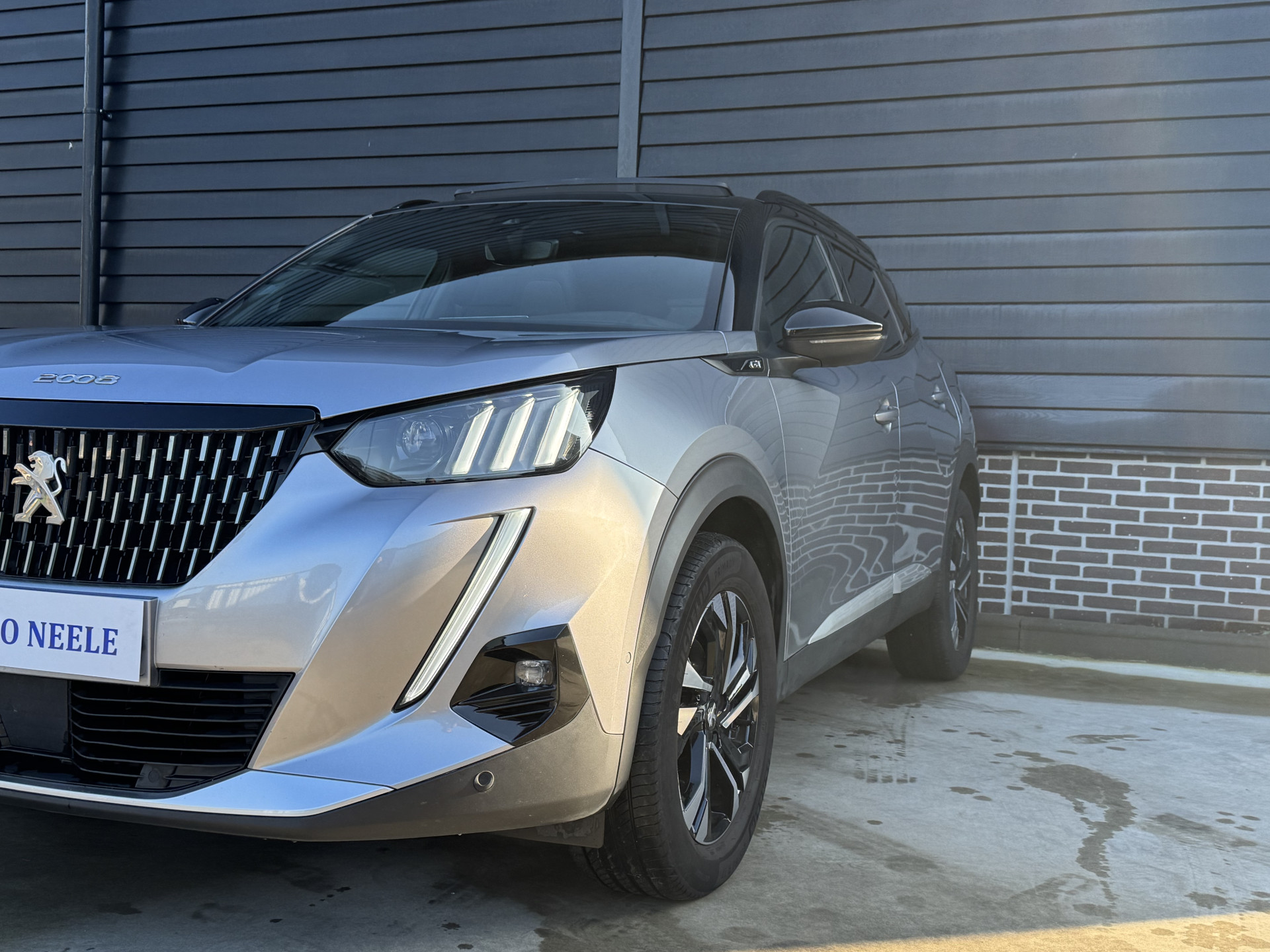 Peugeot 2008 1.2 PureTech 130 GT EAT8