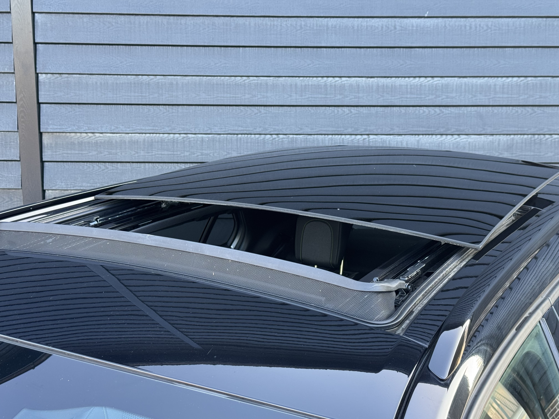 Peugeot 2008 1.2 PureTech 130 GT EAT8