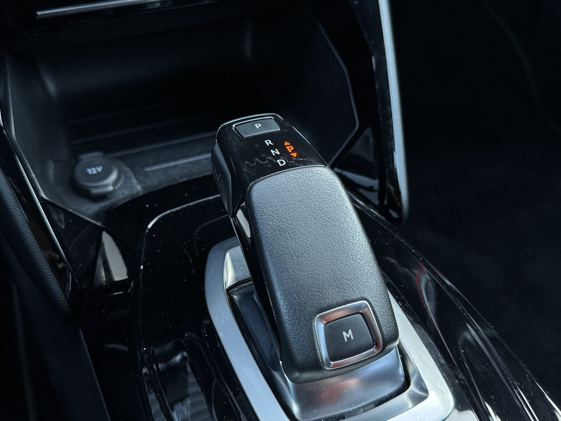 Peugeot 2008 1.2 PureTech 130 GT EAT8