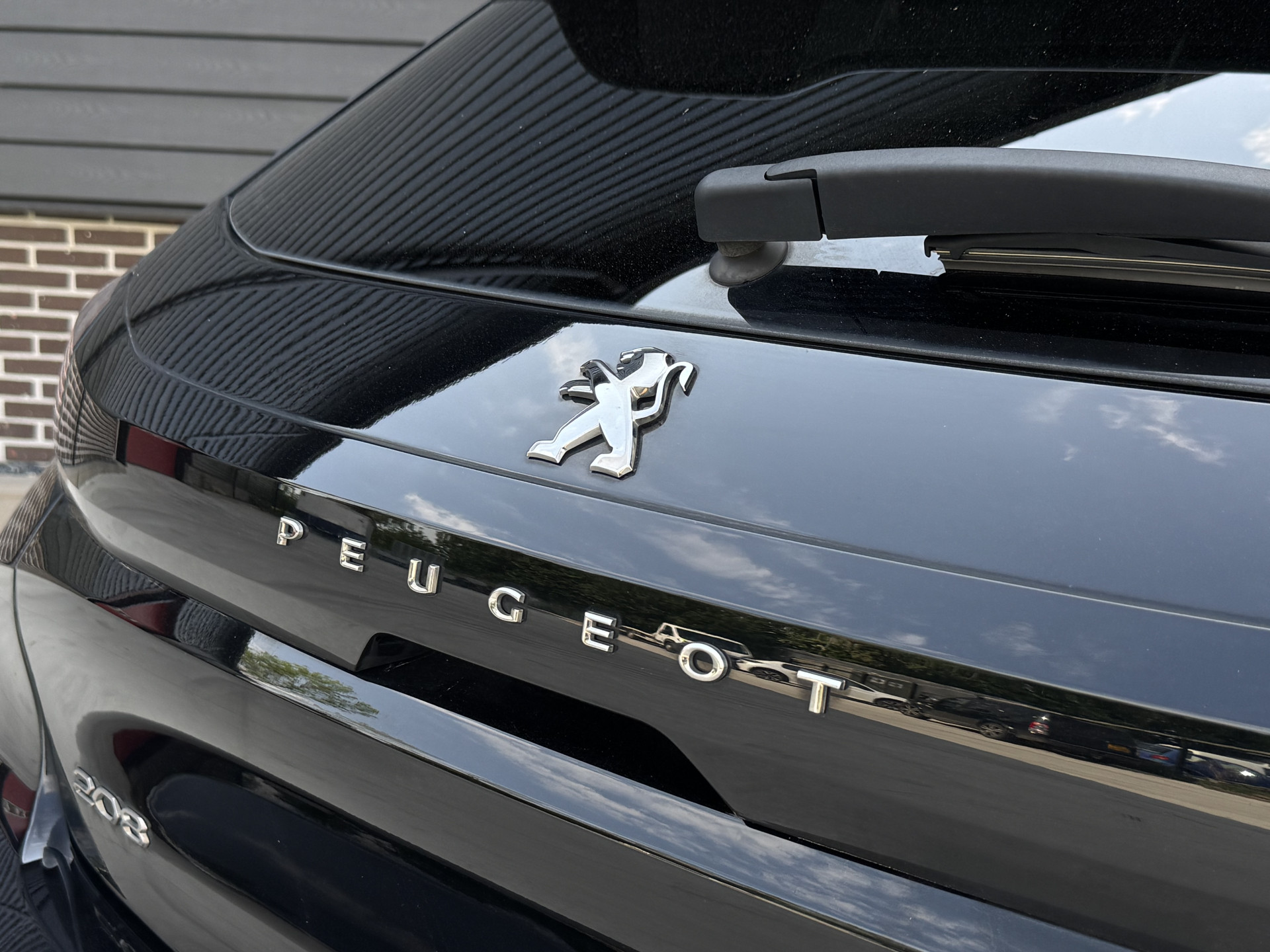 Peugeot 208 1.2 GT 130 pk