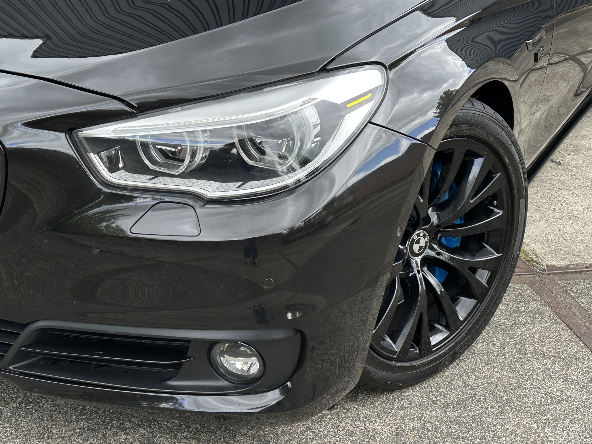 BMW 5 Serie Gran Turismo 550xi V8 M Sport 449 pk