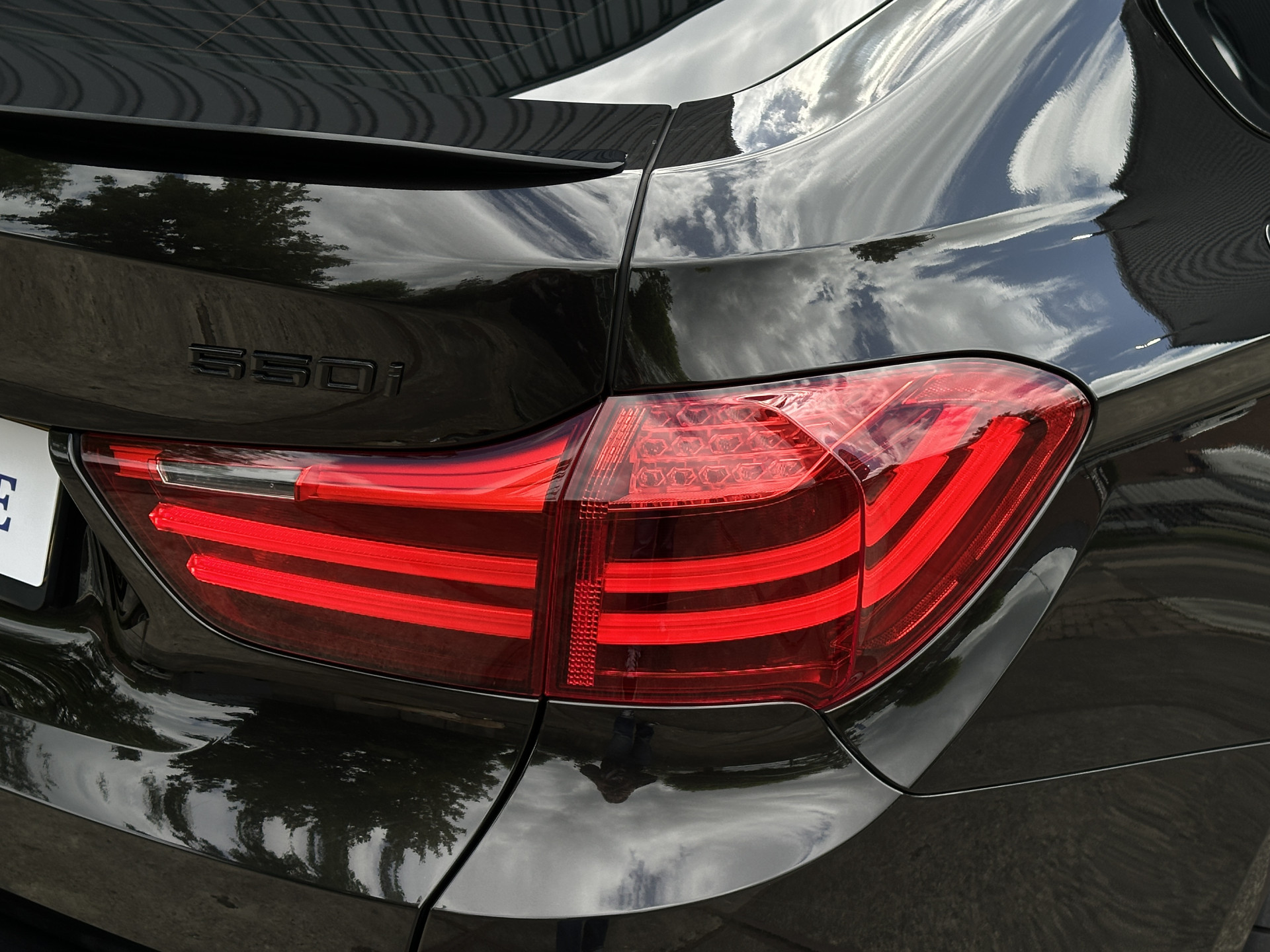 BMW 5 Serie Gran Turismo 550xi V8 M Sport 449 pk