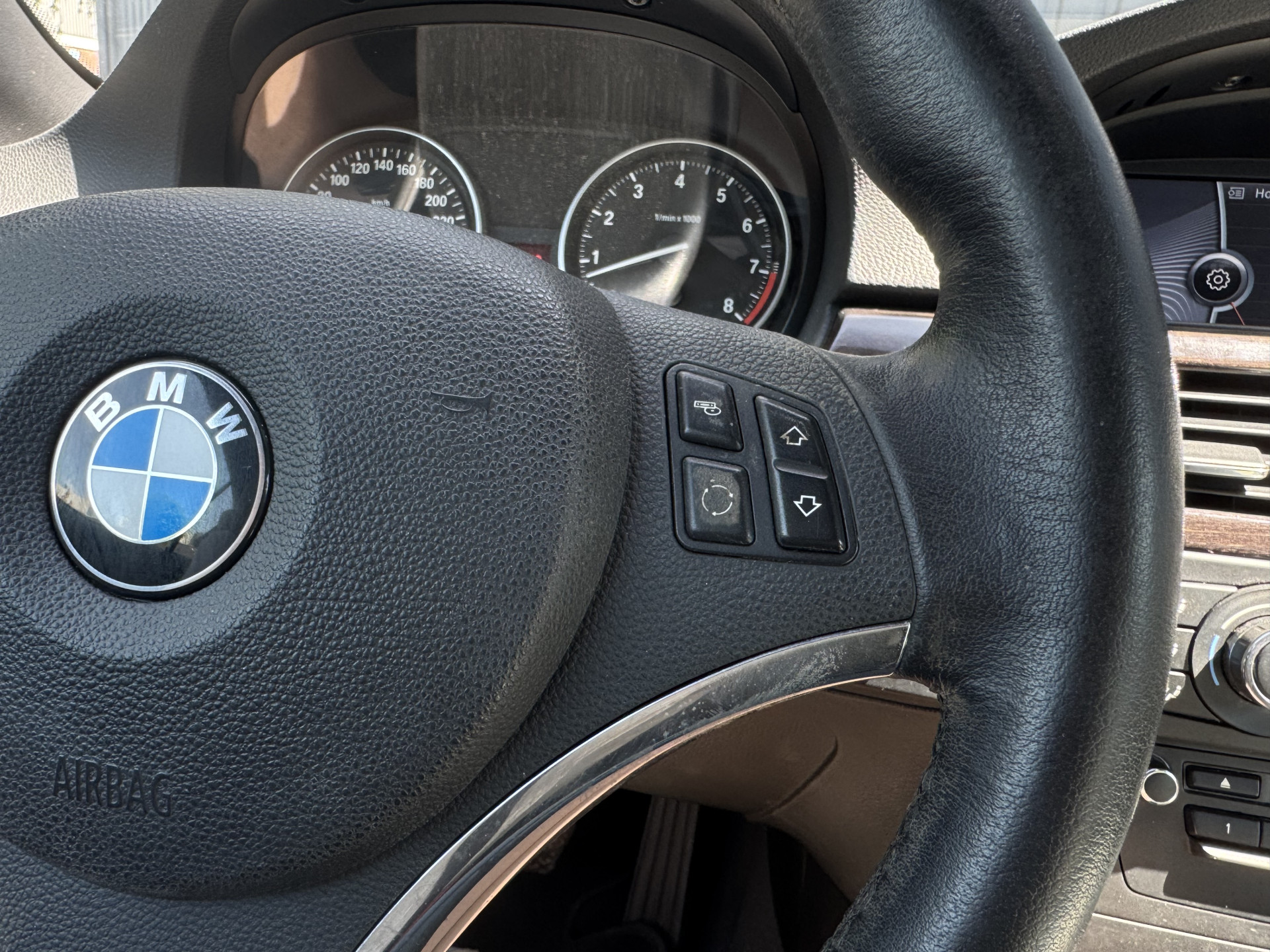BMW 3 Serie Cabrio 325i M Sport 6 cilinder