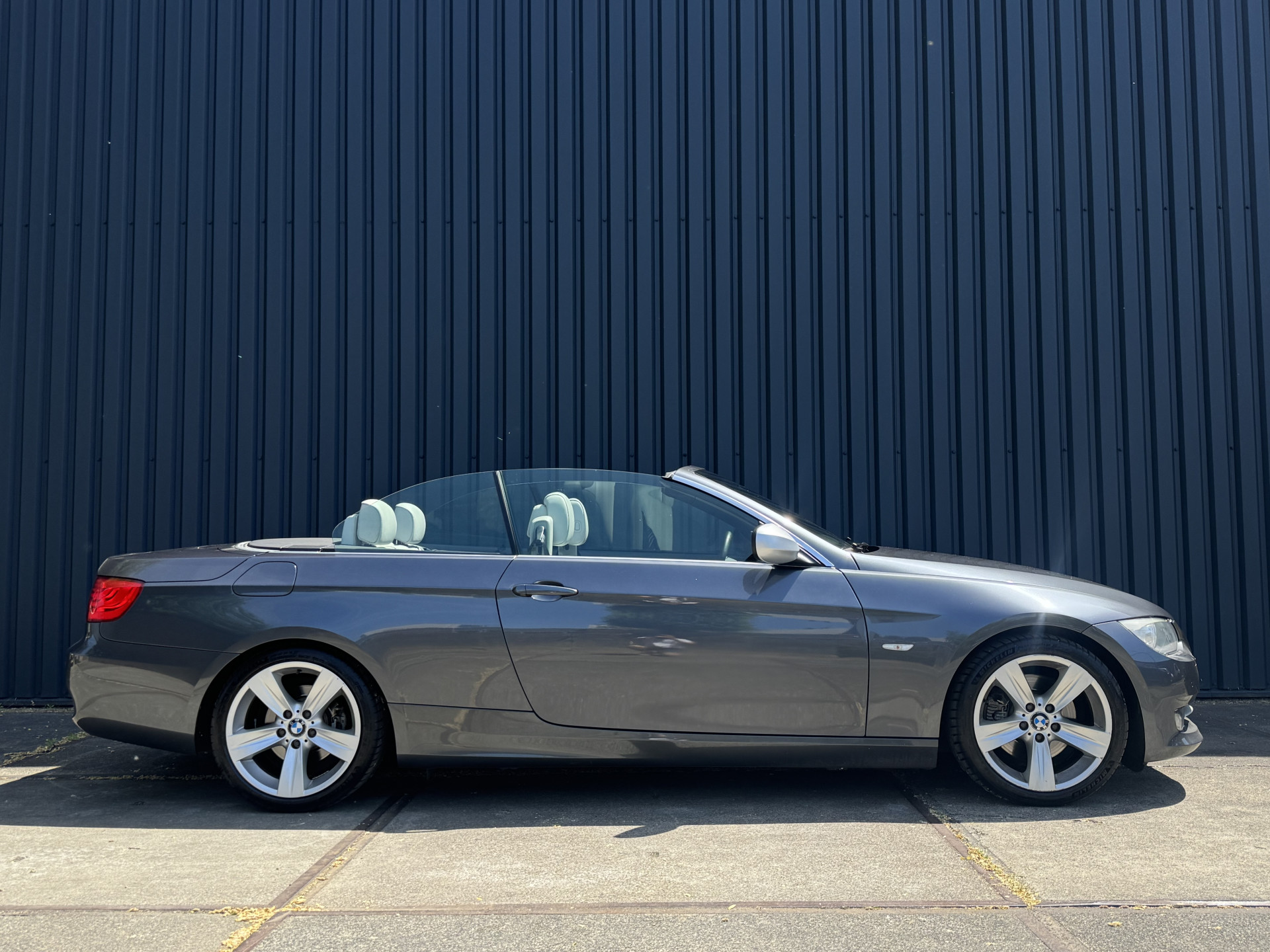 BMW 3 Serie Cabrio 325i M Sport 6 cilinder