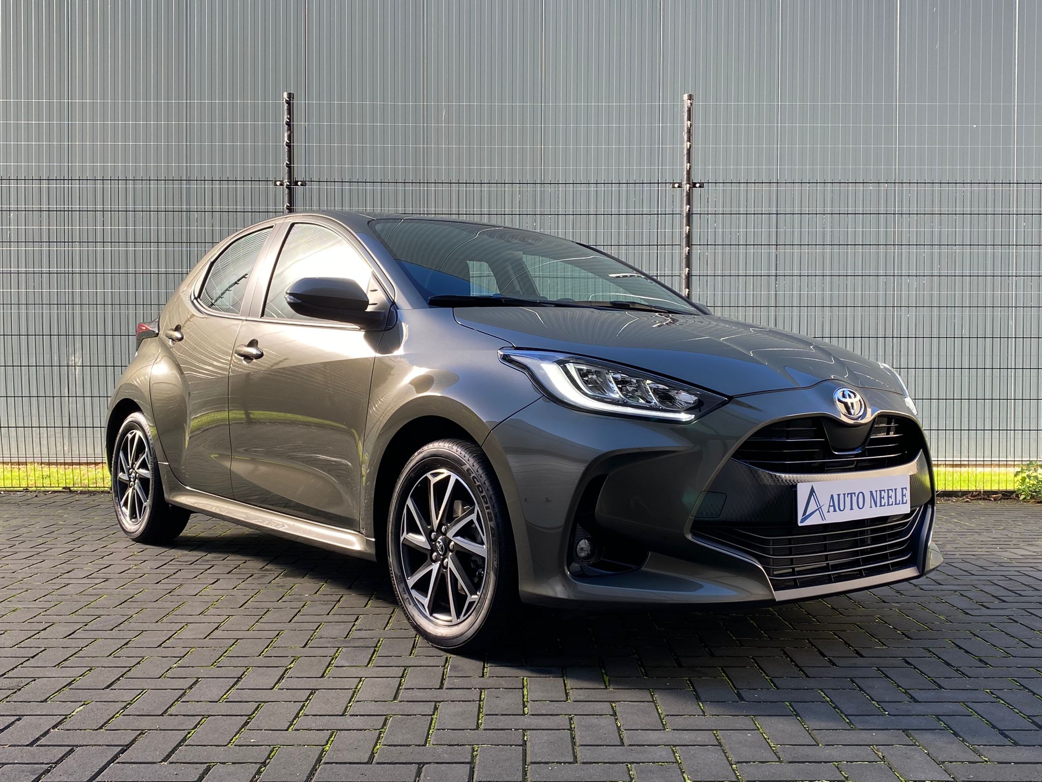 Toyota Yaris 1.5 VVT-I 125 pk Dynamic met LED, Camera en Carplay