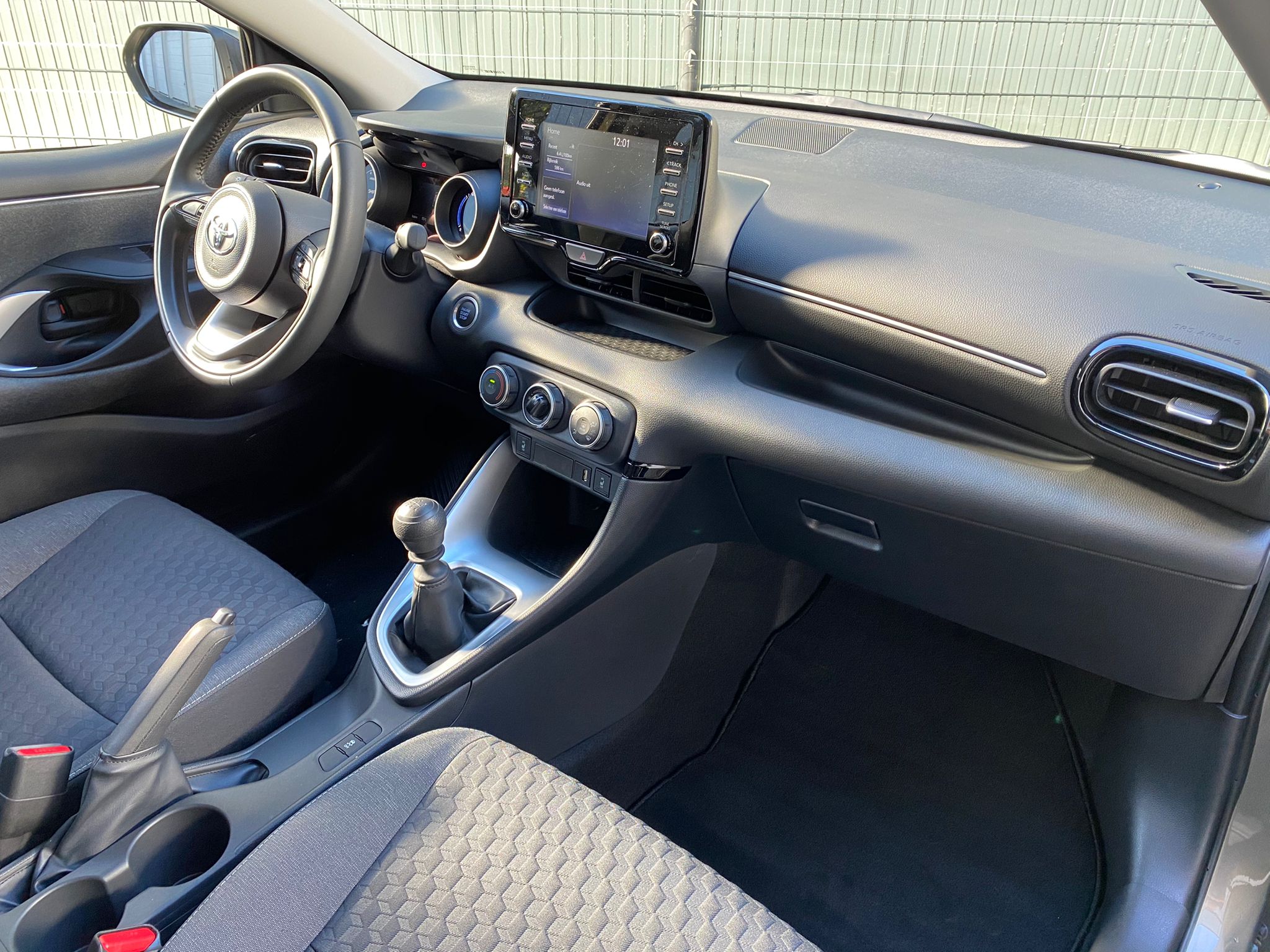 Toyota Yaris 1.5 VVT-I 125 pk Dynamic met LED, Camera en Carplay