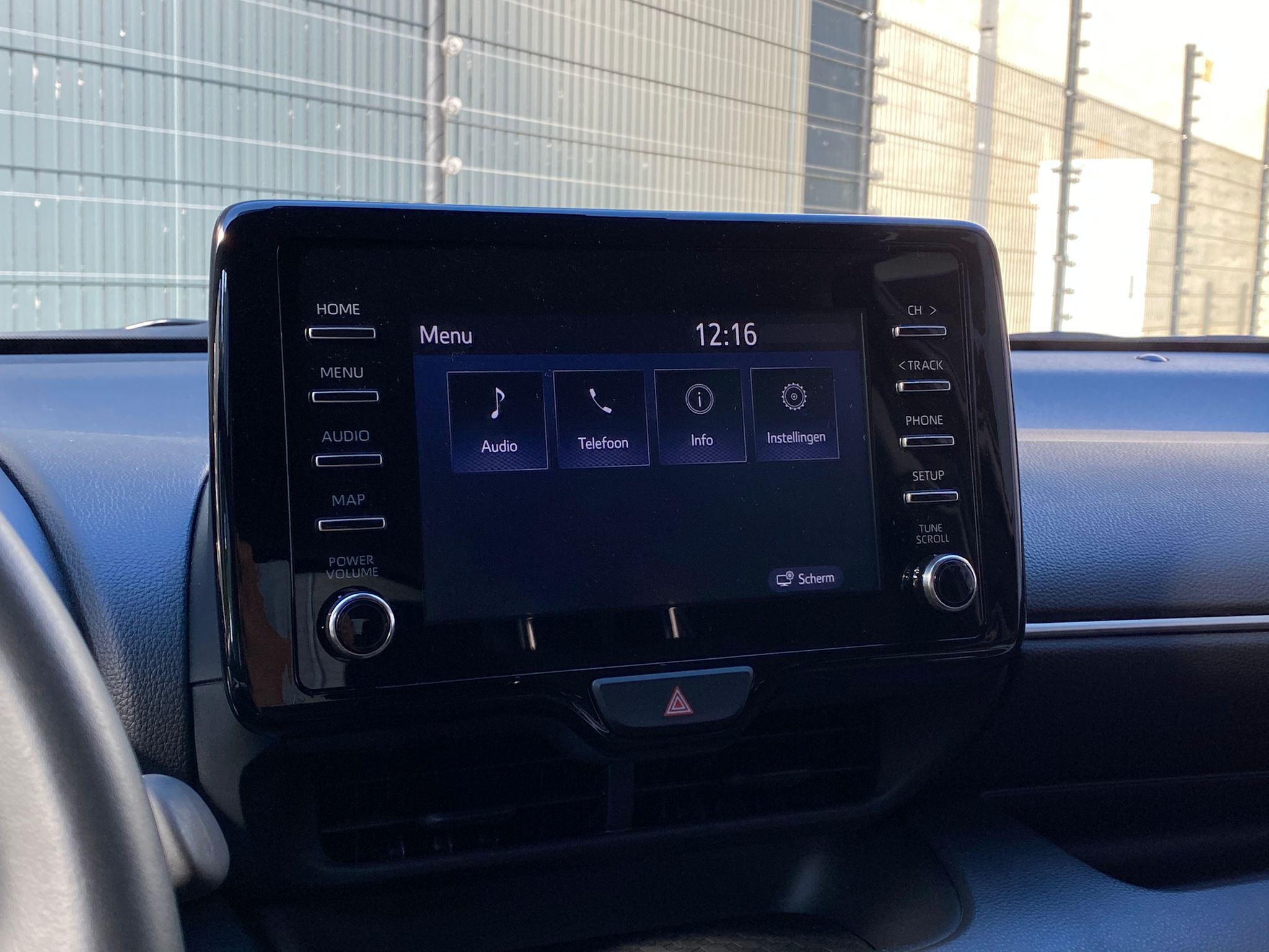 Toyota Yaris 1.5 VVT-I 125 pk Dynamic met LED, Camera en Carplay