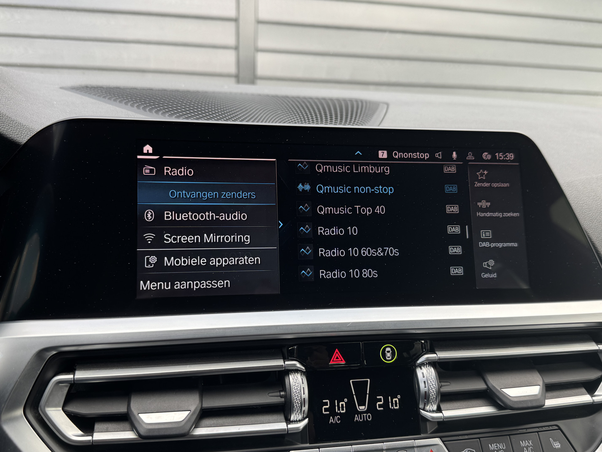 BMW 3 Serie Touring 330e M Sport 292 pk