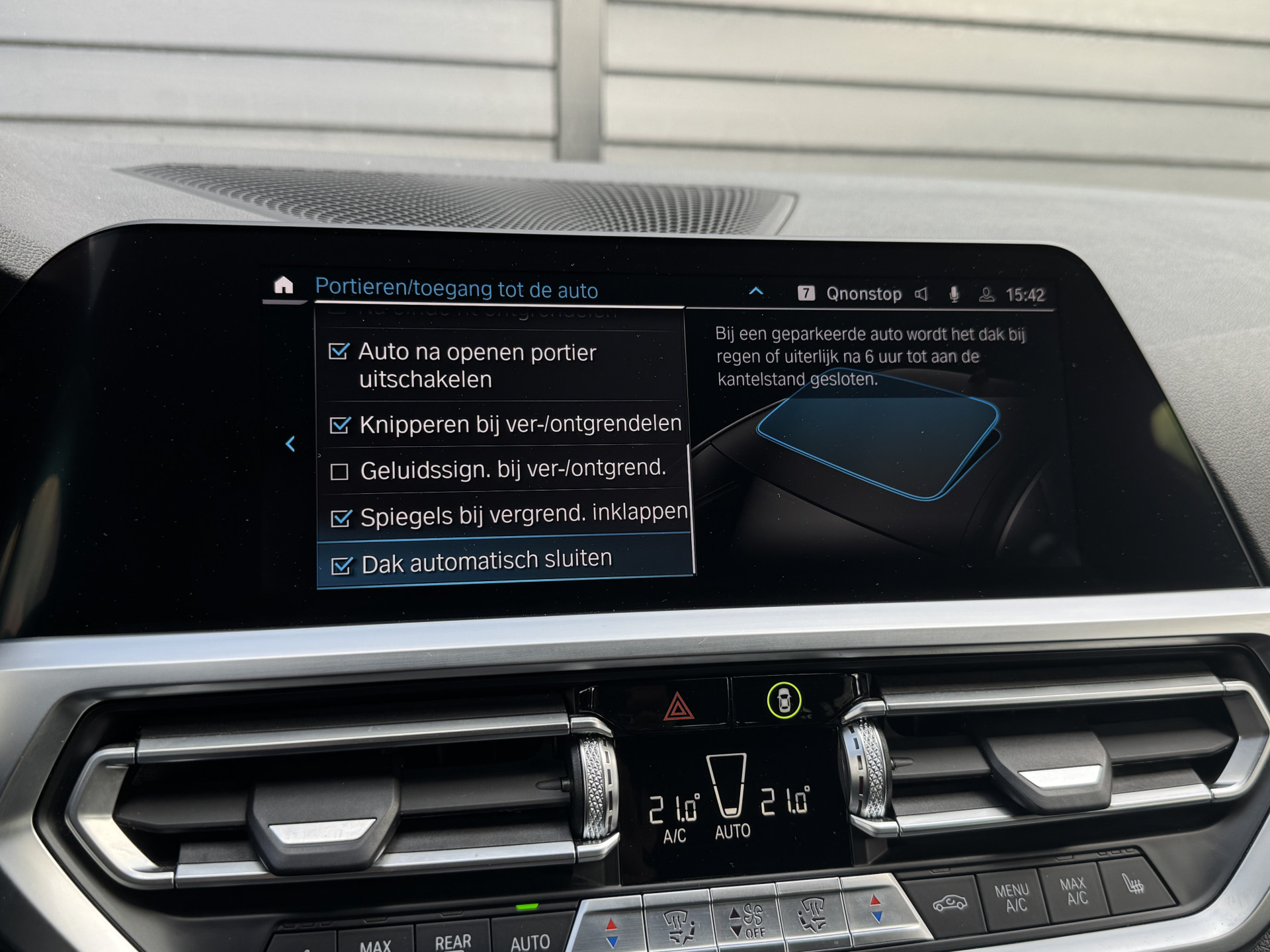 BMW 3 Serie Touring 330e M Sport 292 pk