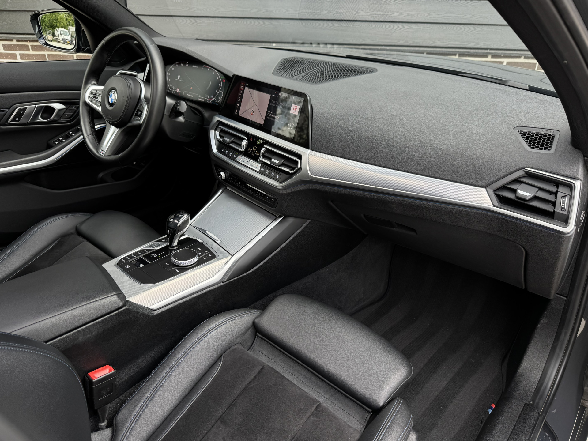 BMW 3 Serie Touring 330e M Sport 292 pk