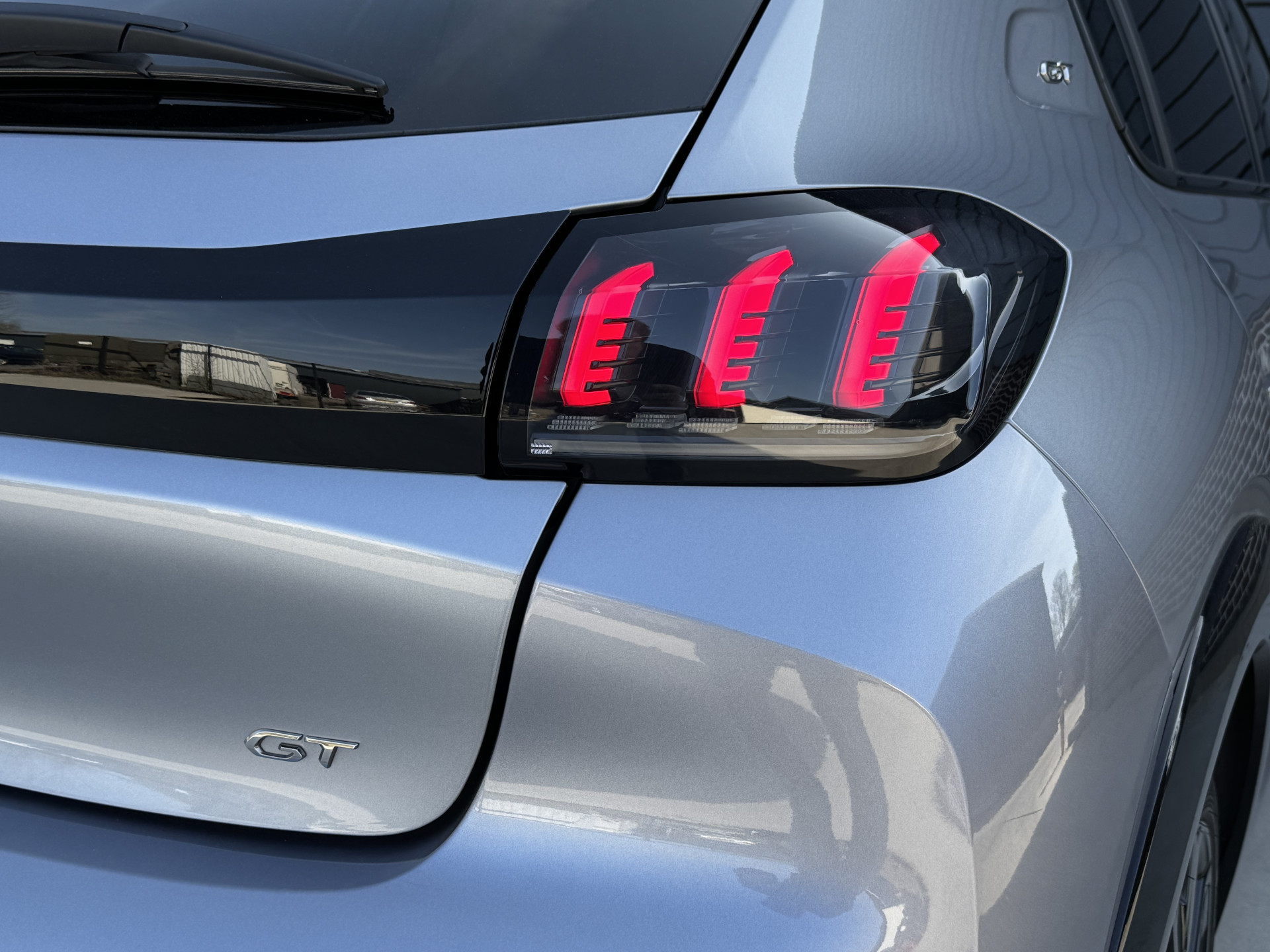 Peugeot 208 1.2 Puretech 130 pk GT Automaat