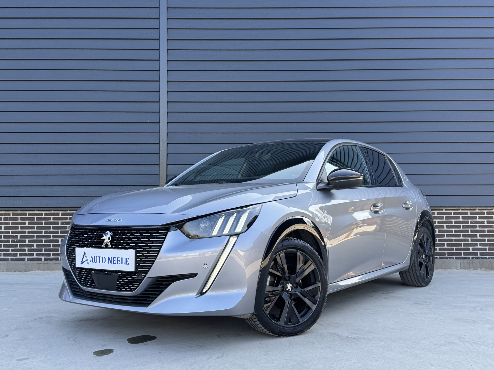 Peugeot 208 1.2 Puretech 130 pk GT Automaat
