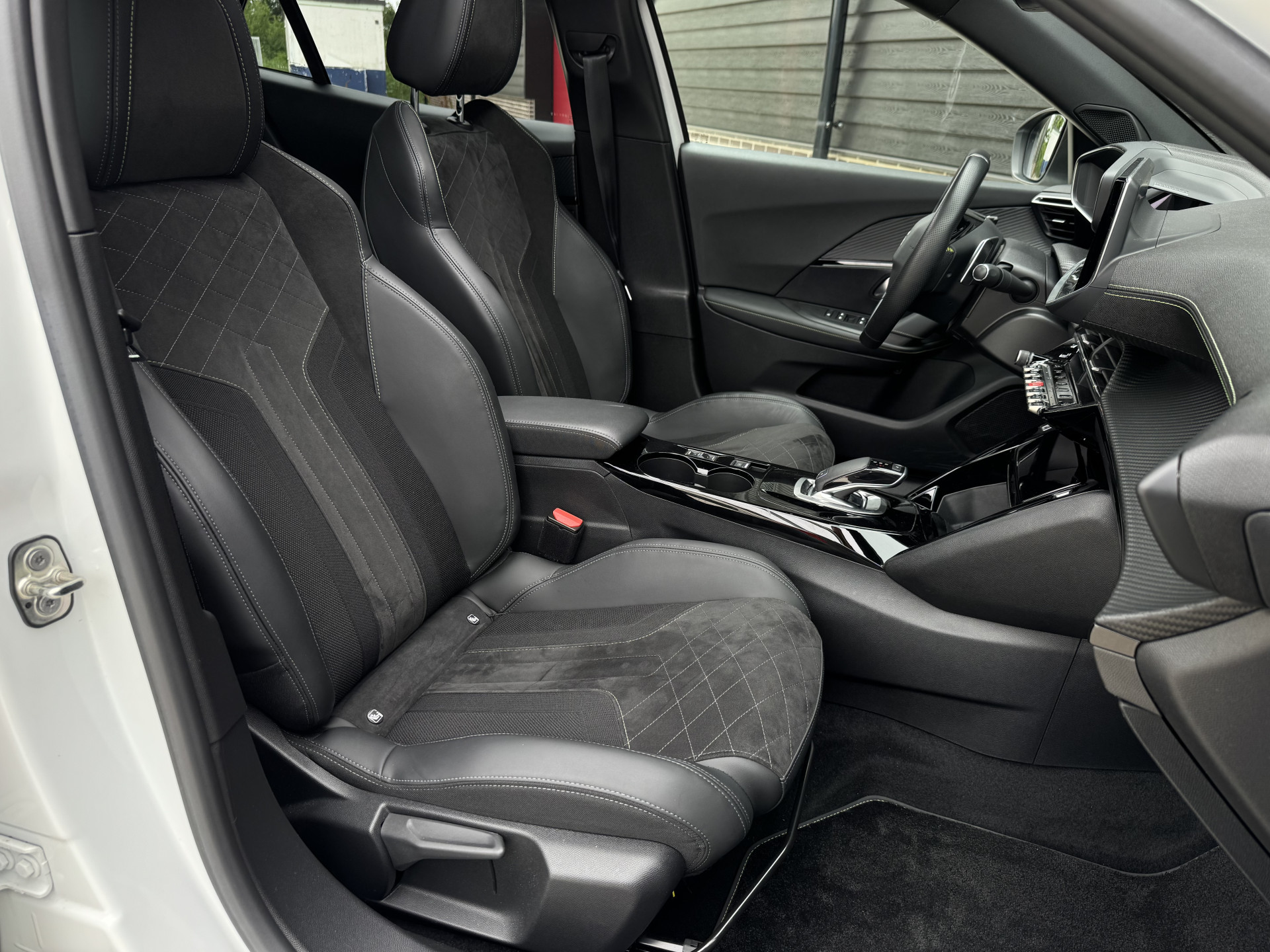 Peugeot 2008 1.2 130 pk GT Pack