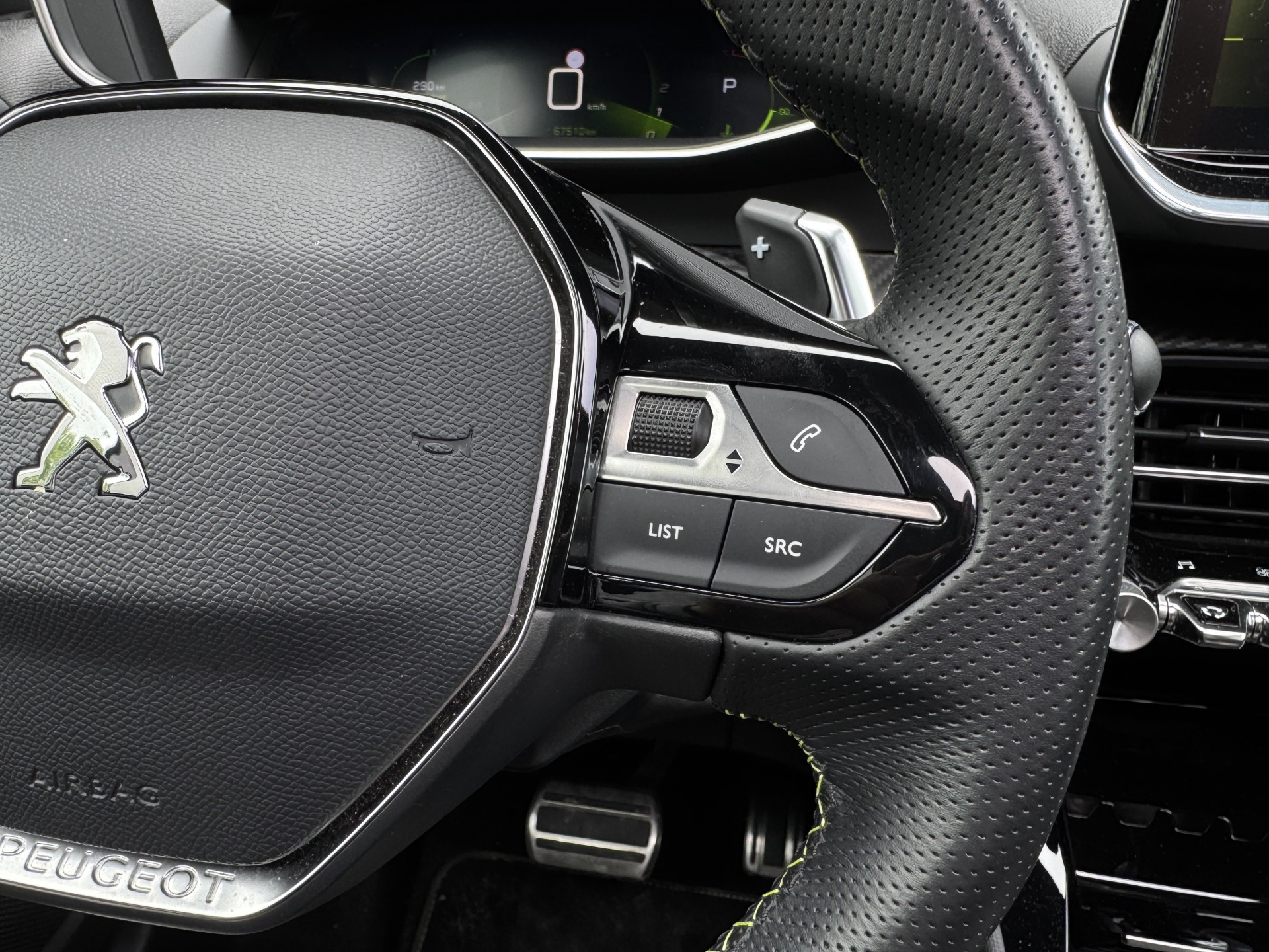 Peugeot 2008 1.2 130 pk GT Pack