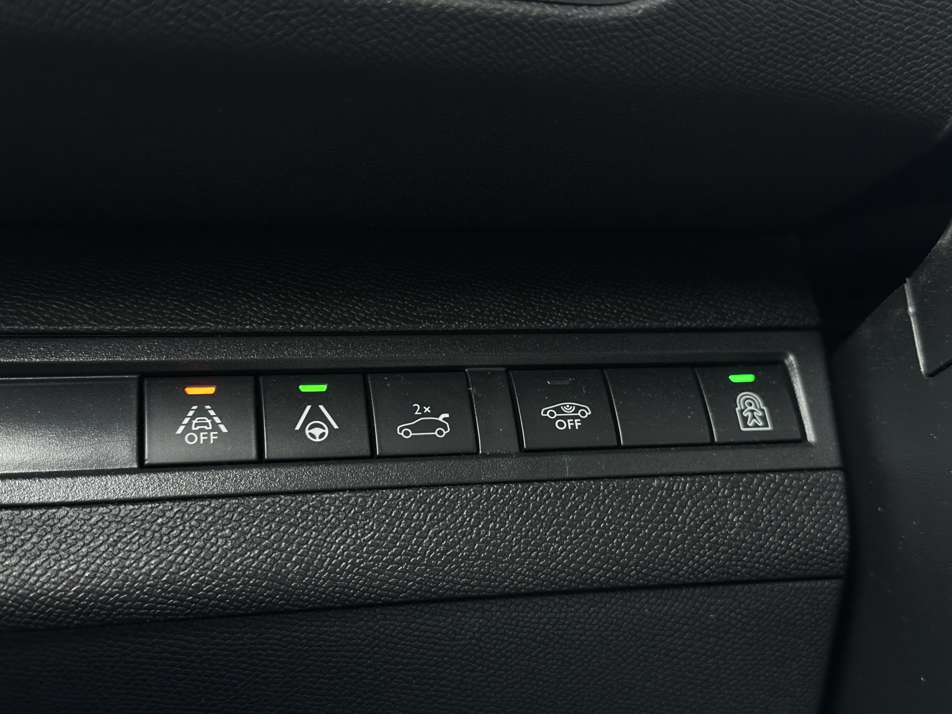 Peugeot 3008 1.2 PureTech 130 pk GT Pack
