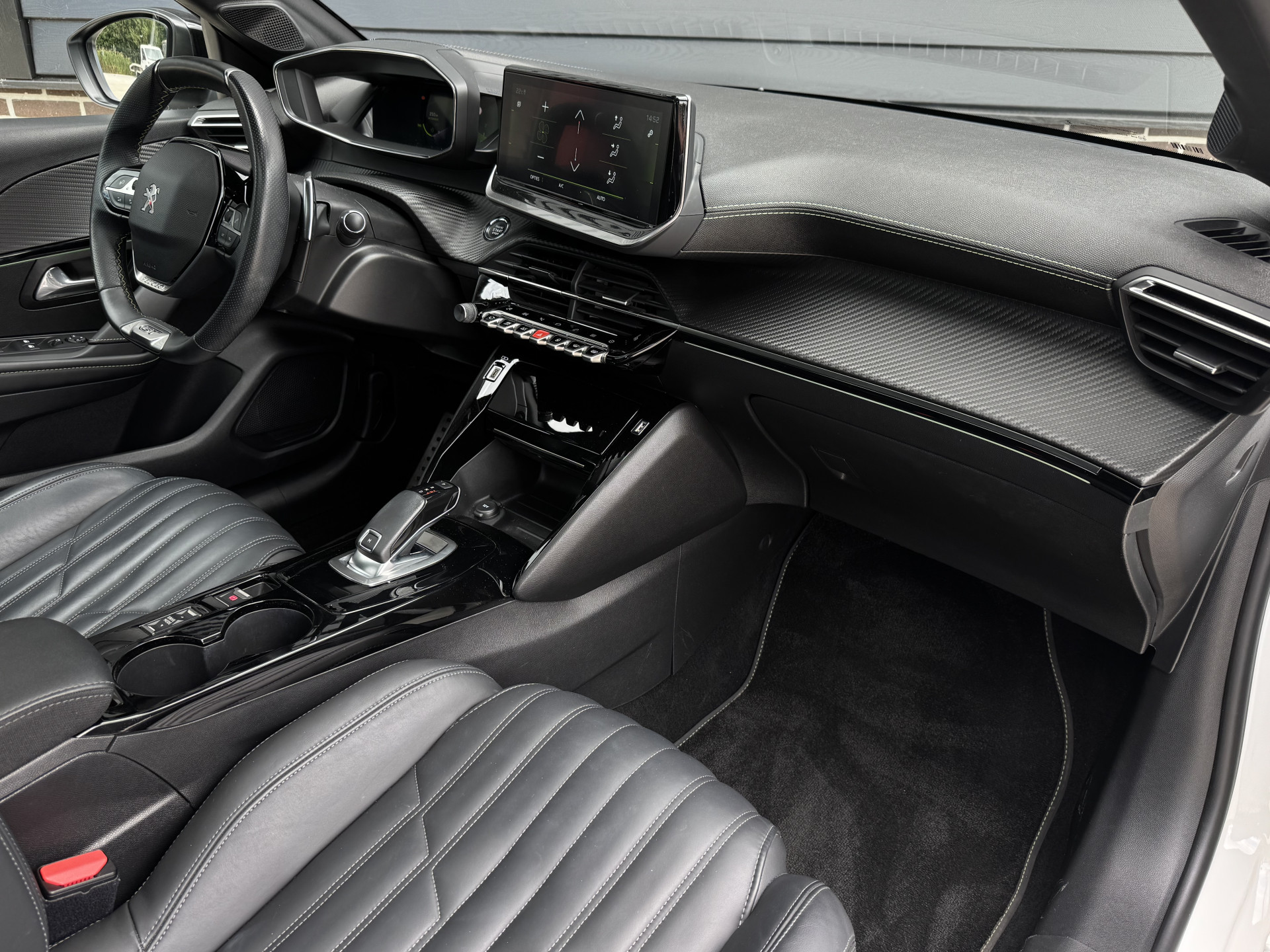 Peugeot 208 1.2 130 pk GT Pack Automaat