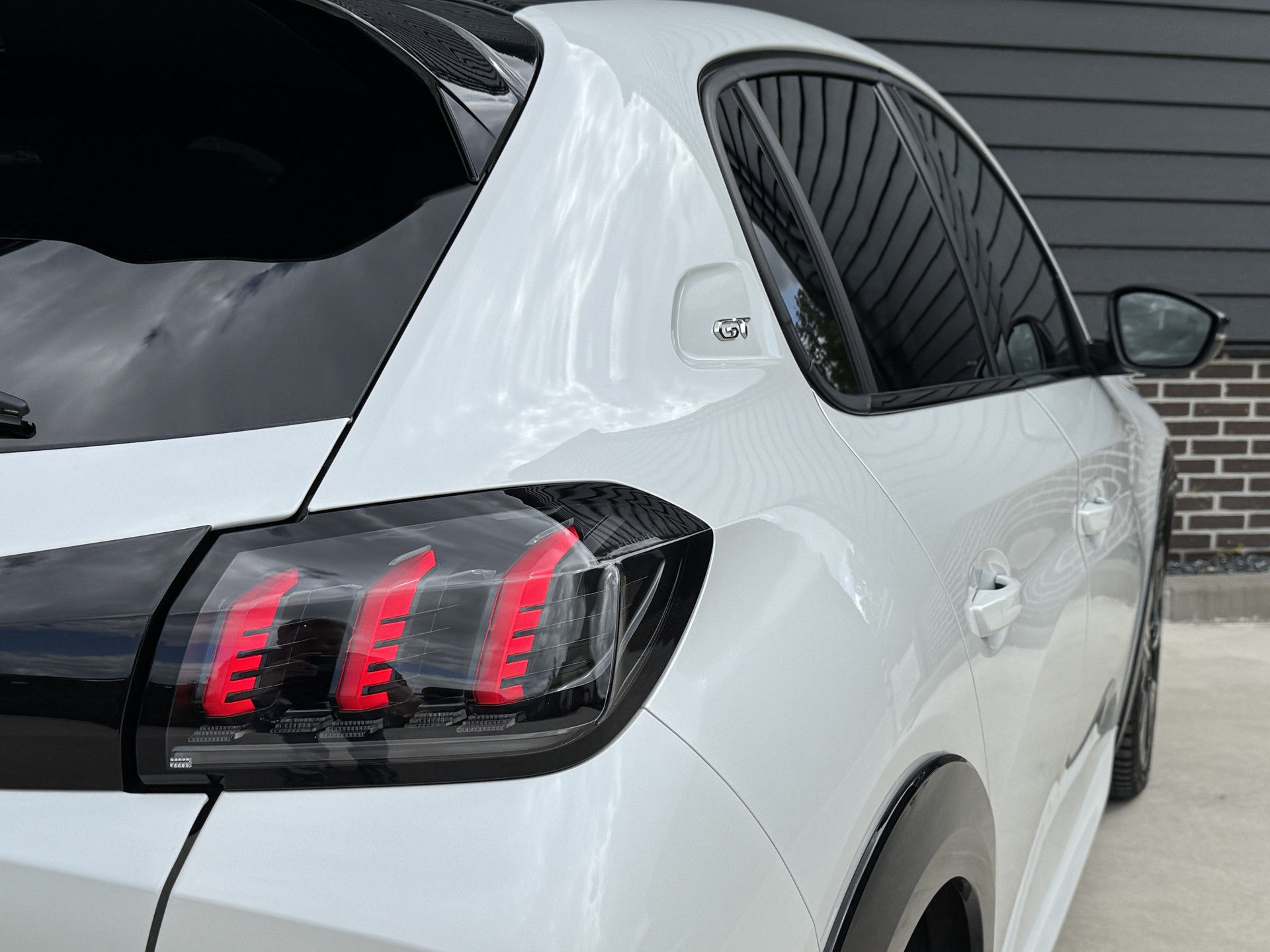 Peugeot 208 1.2 130 pk GT Pack Automaat