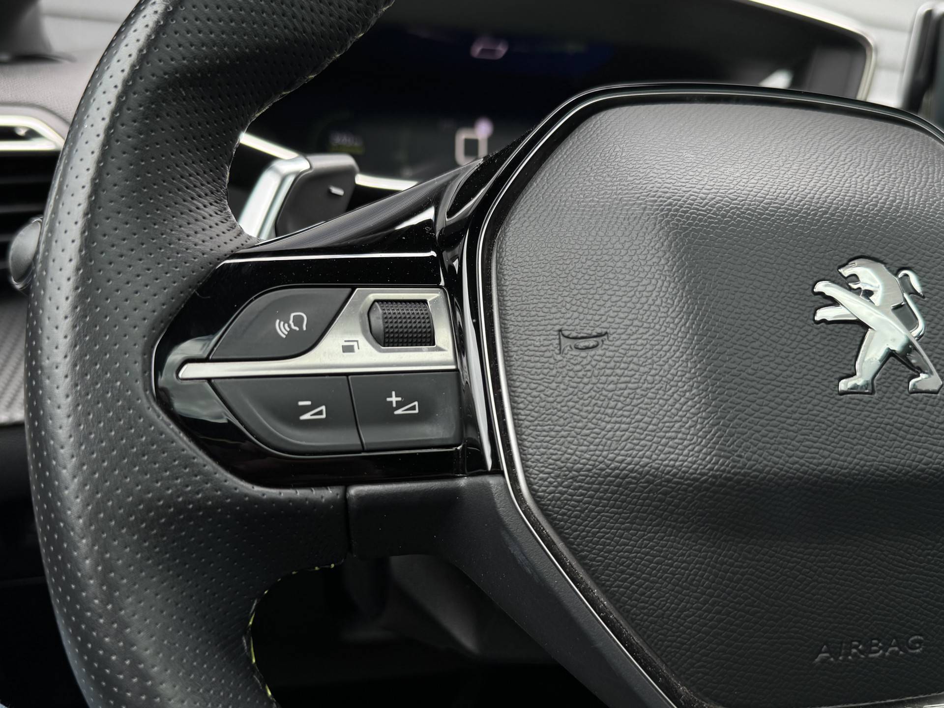 Peugeot 208 1.2 130 pk GT Pack Automaat