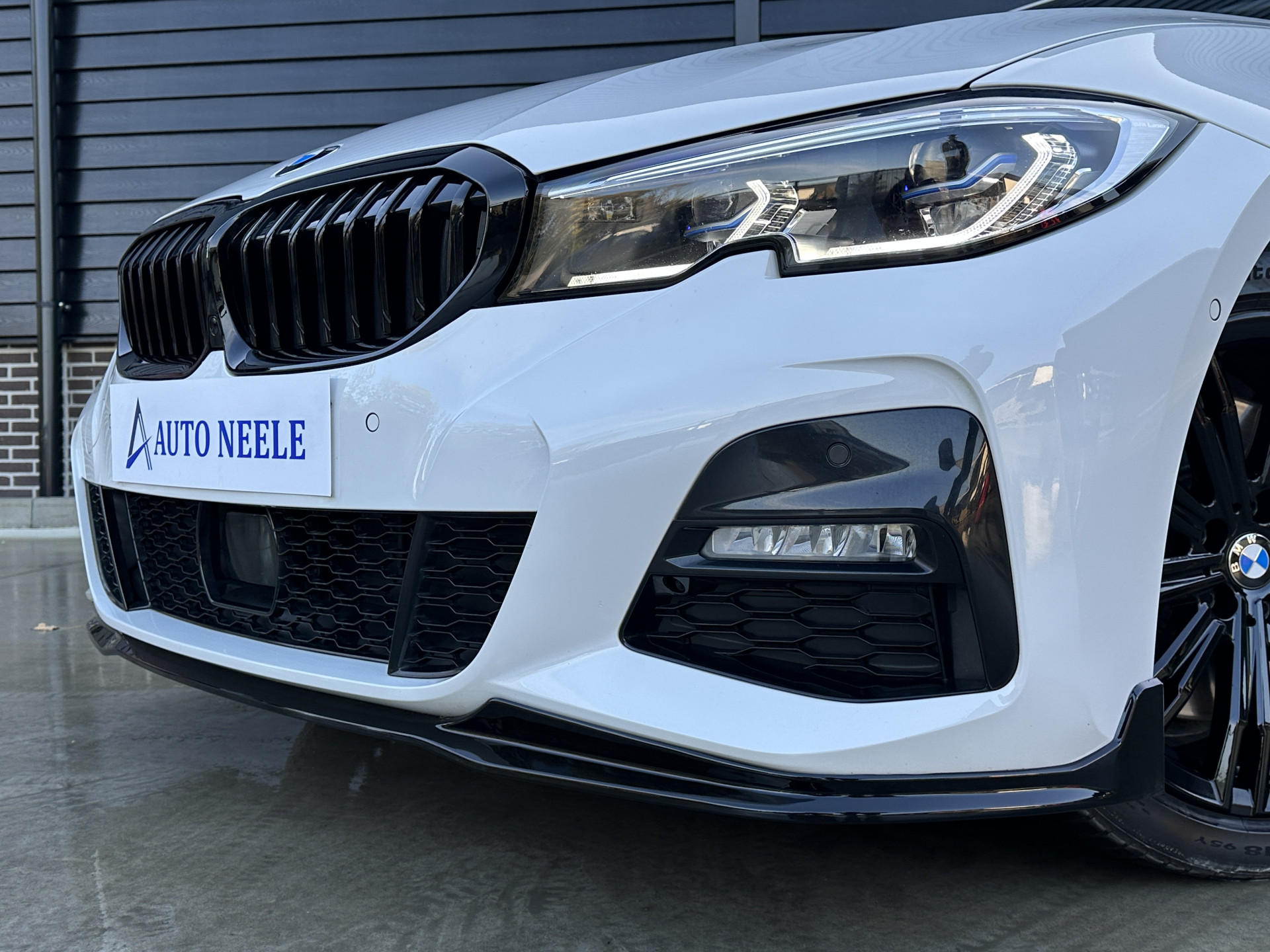 BMW 3-serie 330e M Sport High Executive,