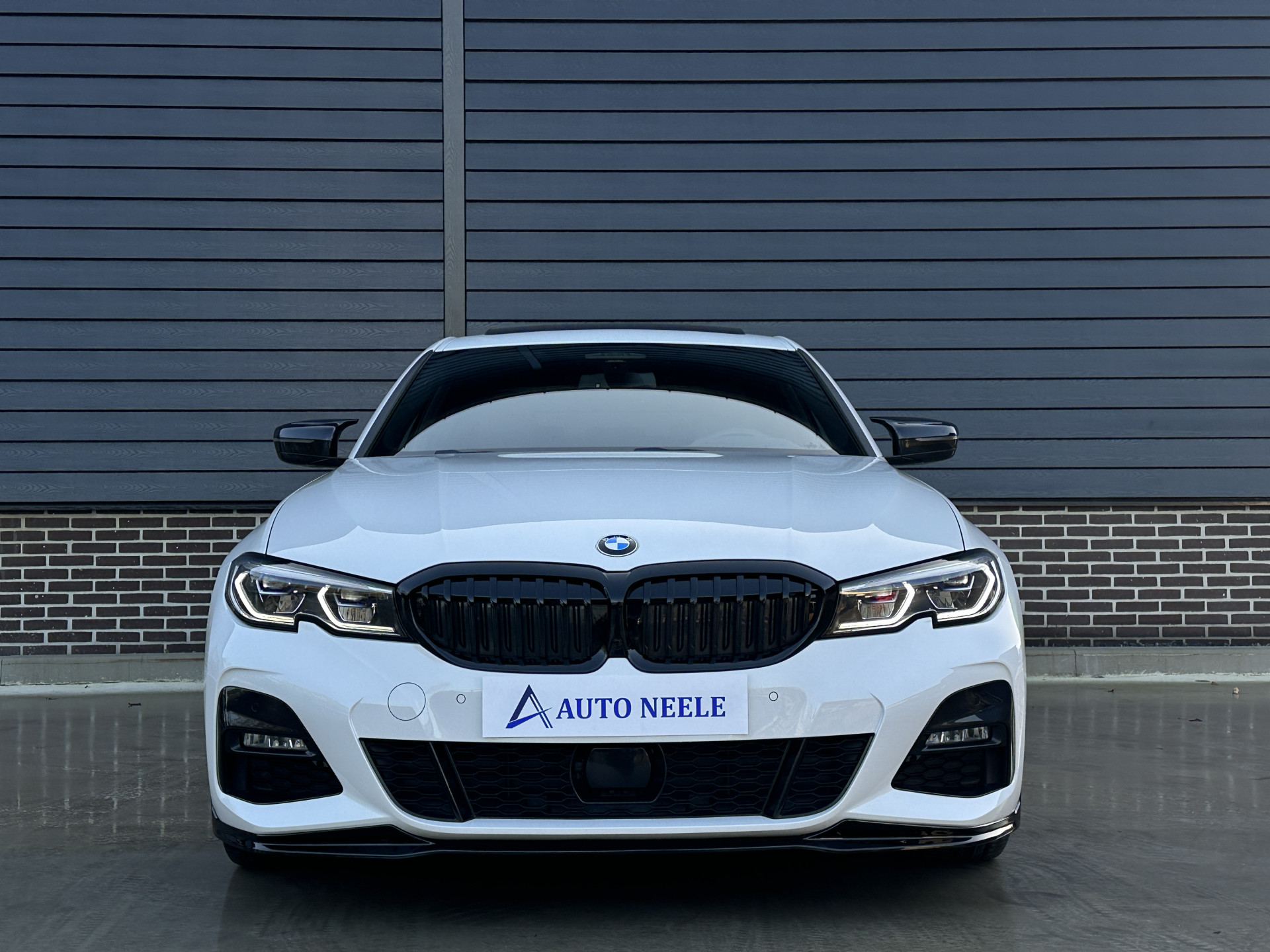 BMW 3-serie 330e M Sport High Executive,