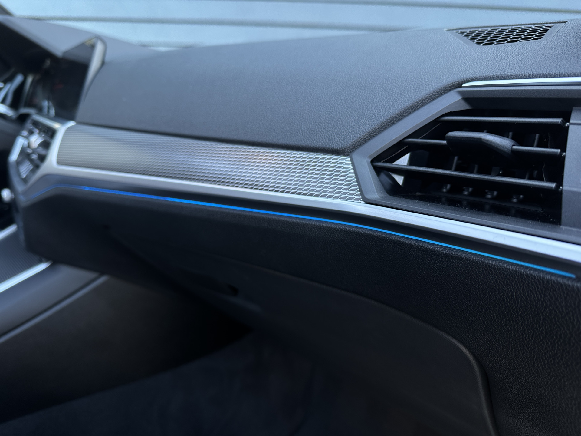 BMW 3-serie 330e M Sport High Executive,