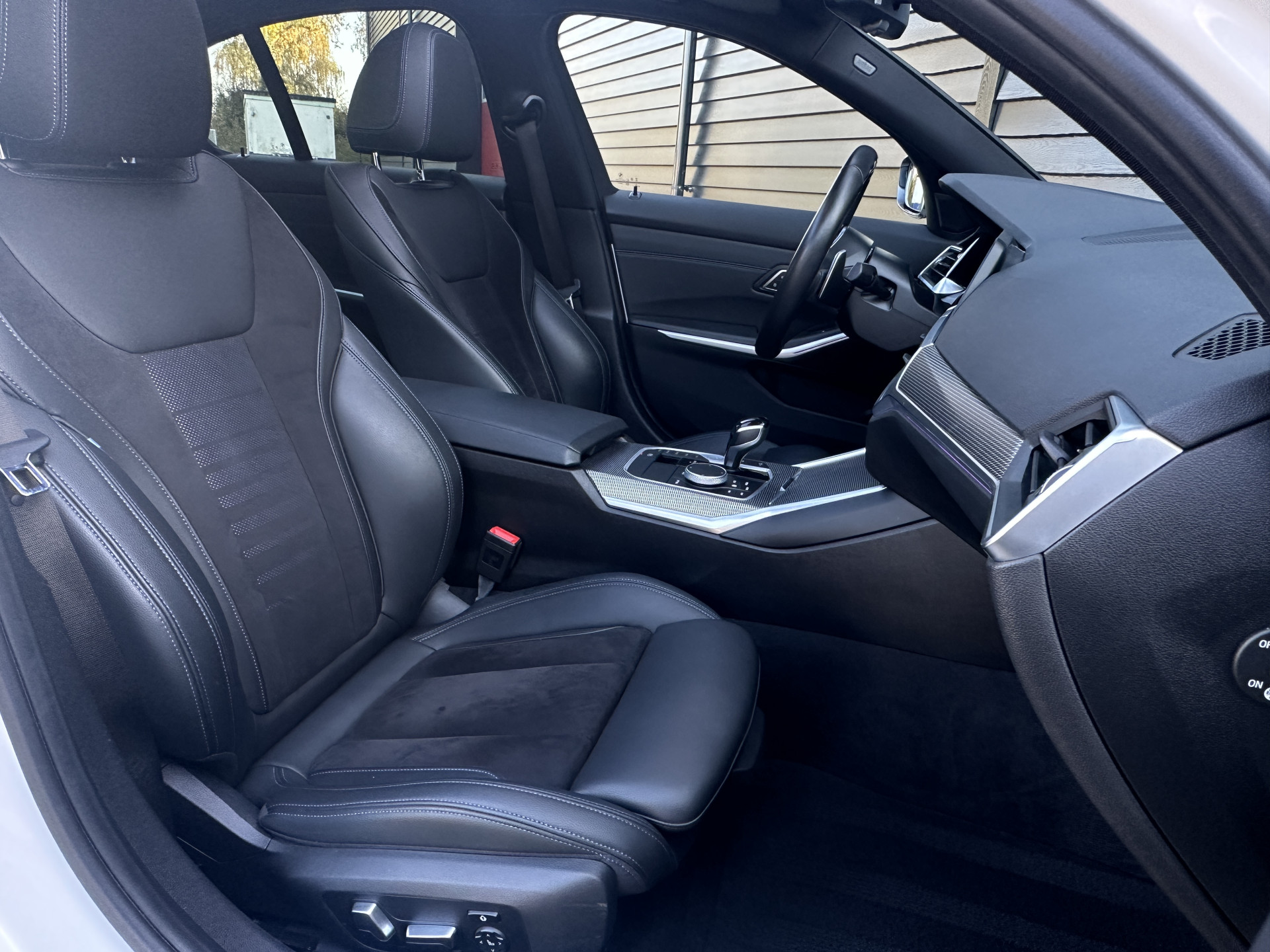 BMW 3-serie 330e M Sport High Executive,