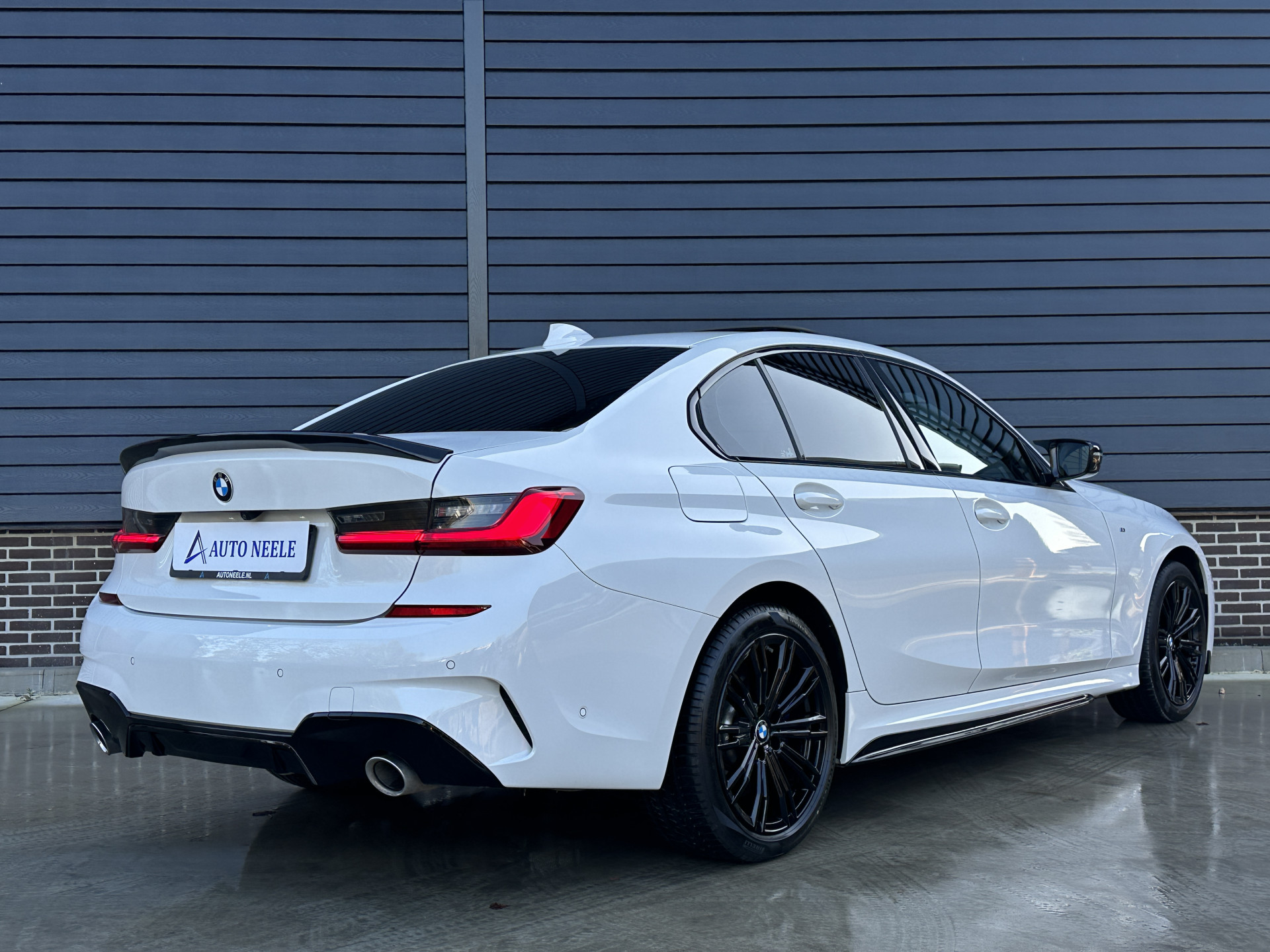 BMW 3-serie 330e M Sport High Executive,