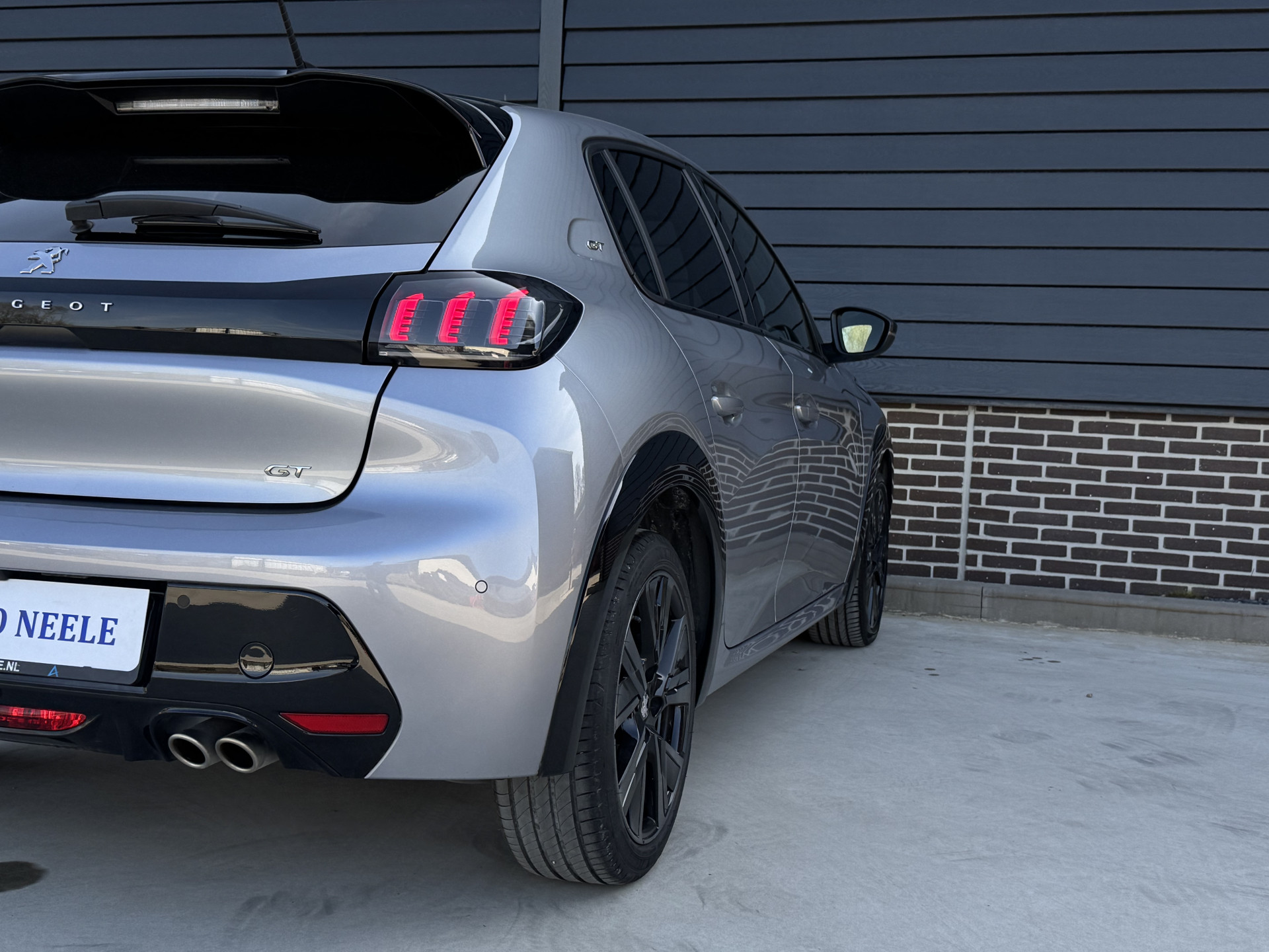 Peugeot 208 1.2 Puretech 130 pk GT Automaat