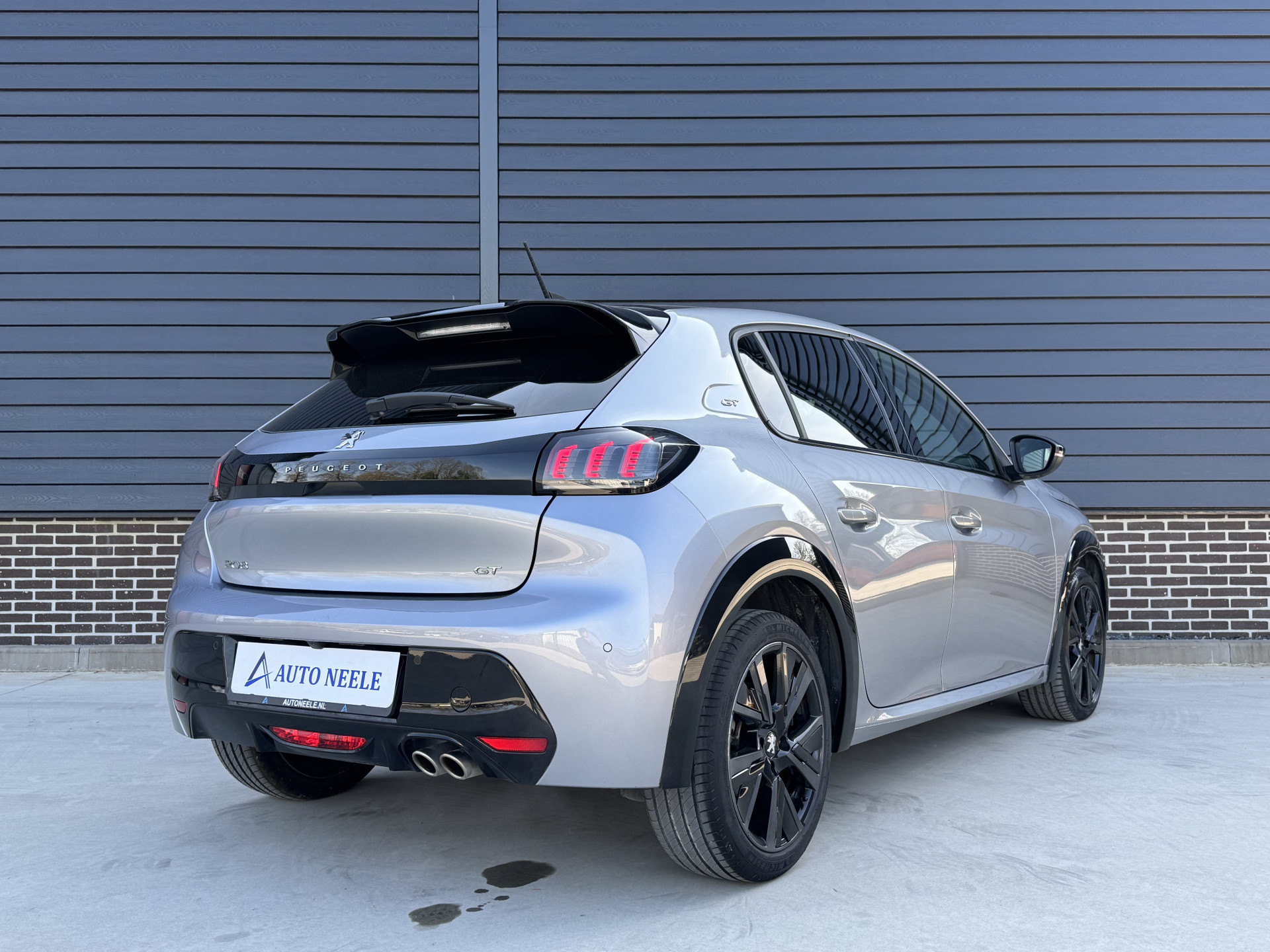Peugeot 208 1.2 Puretech 130 pk GT Automaat