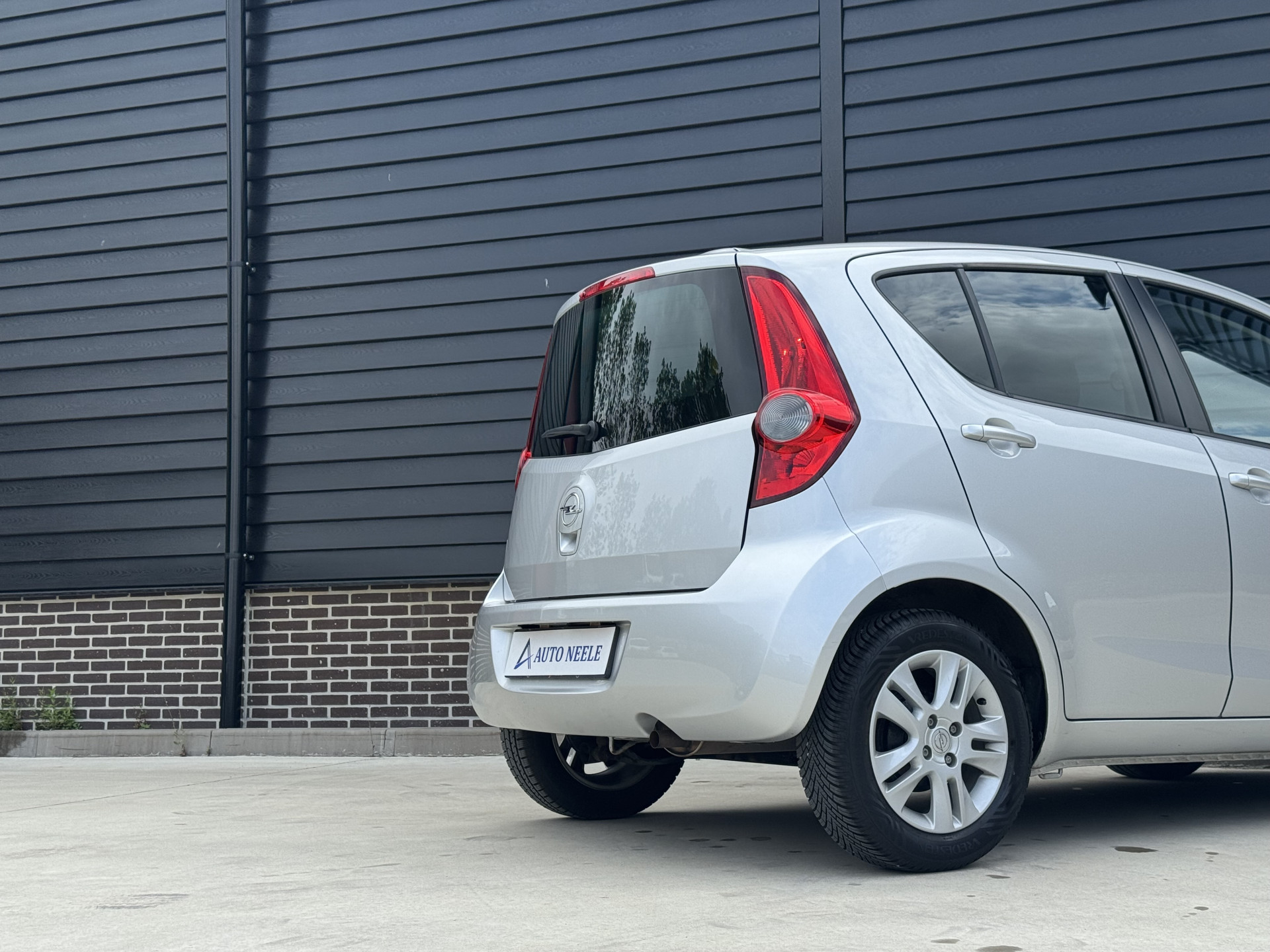 Opel Agila 1.2 Edition 94 pk
