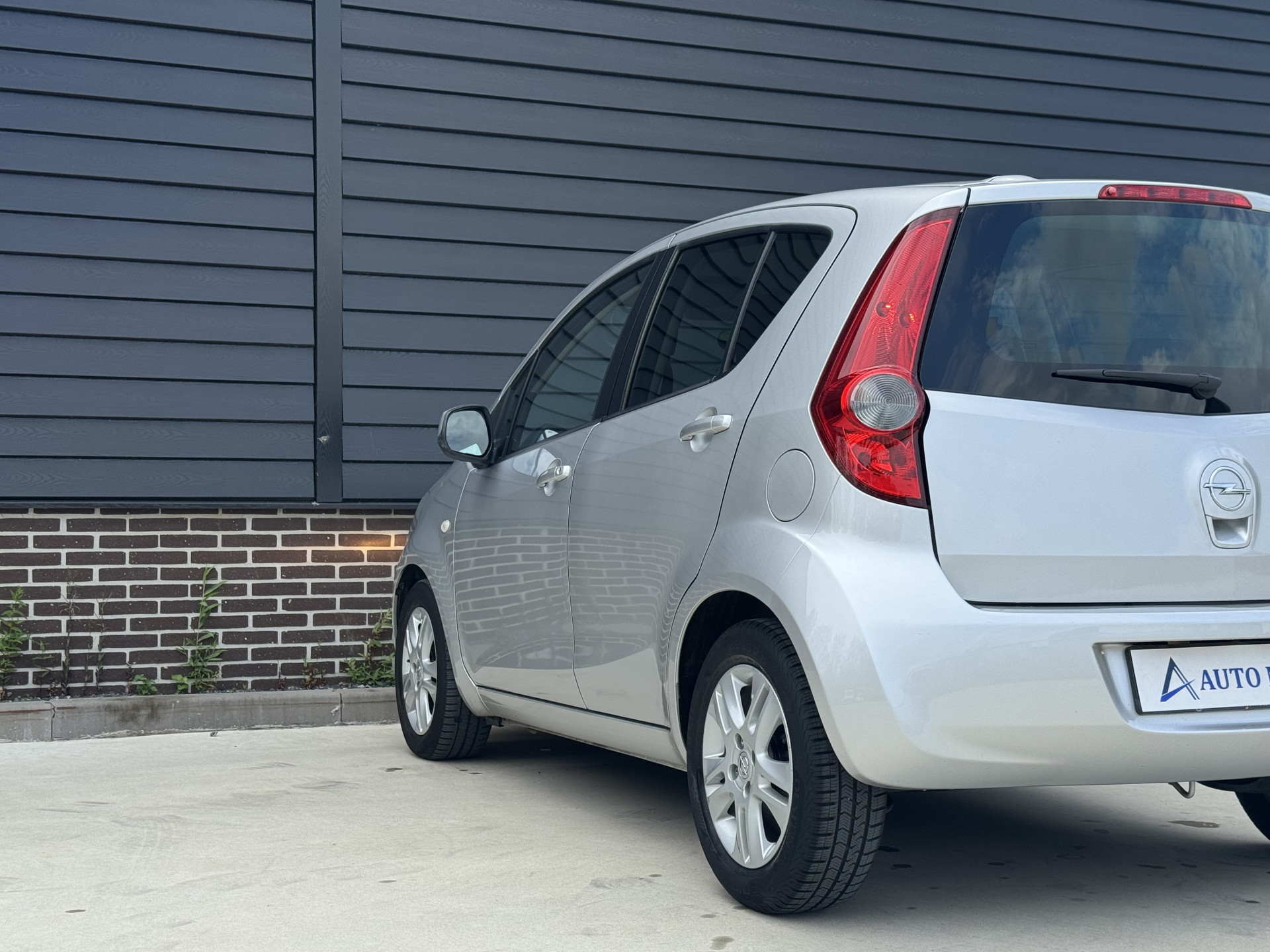 Opel Agila 1.2 Edition 94 pk