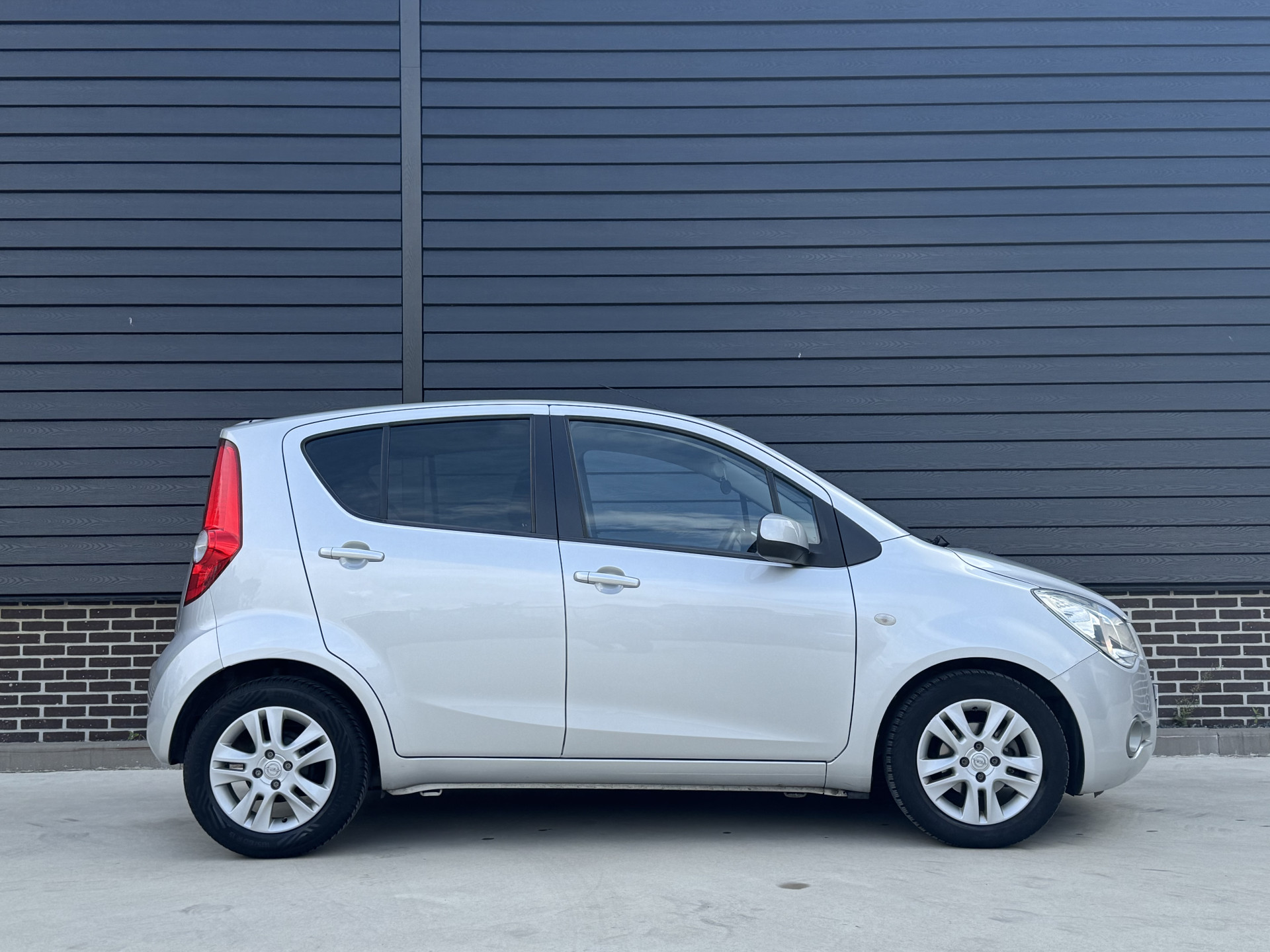 Opel Agila 1.2 Edition 94 pk