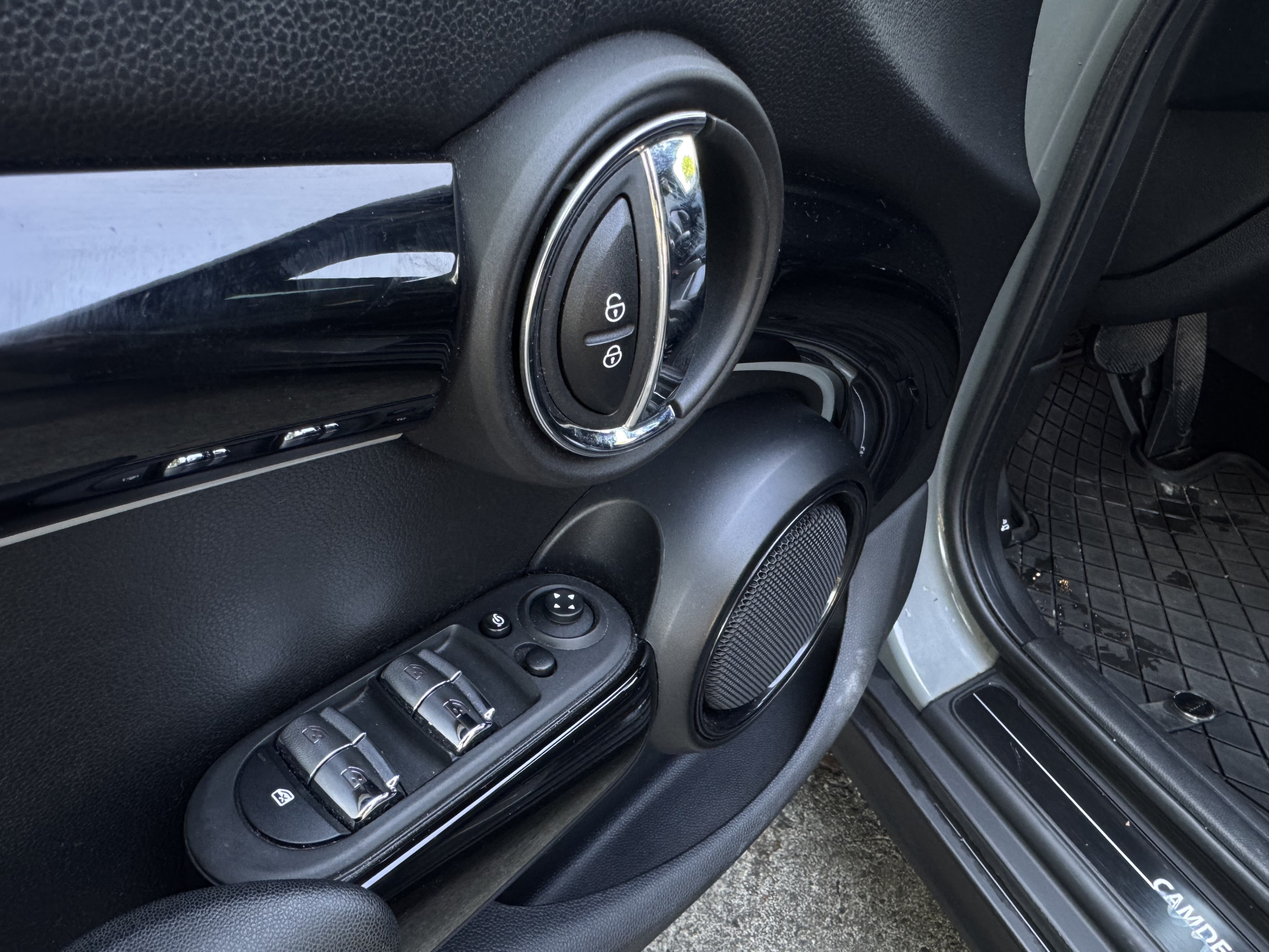 MINI 5-deurs 2.0 Cooper S Camden