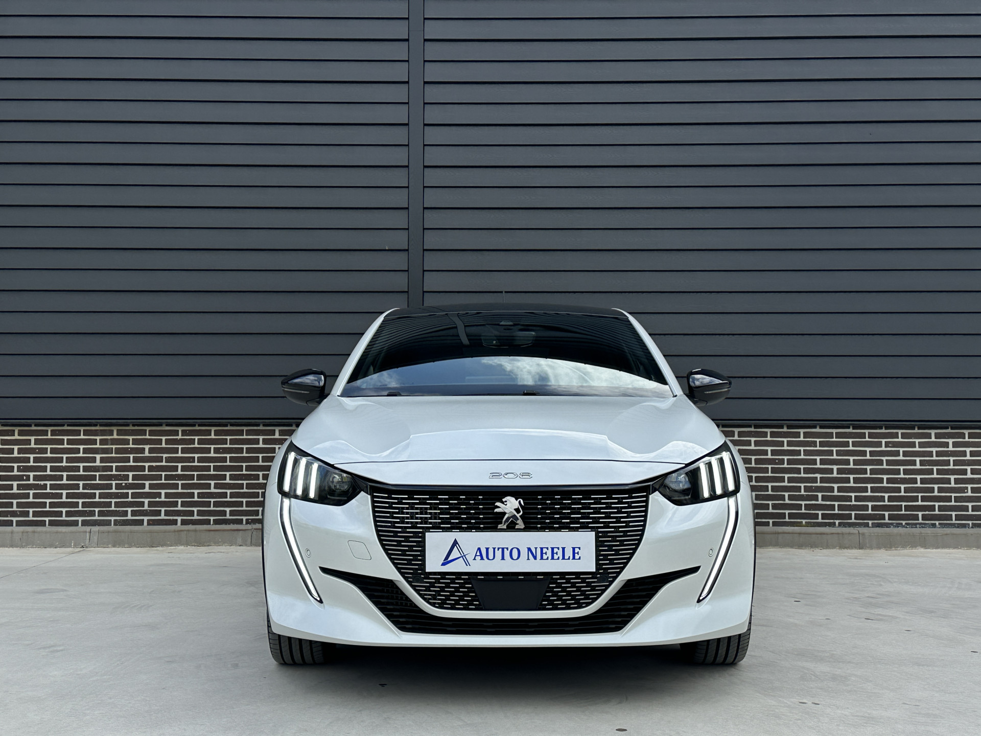Peugeot 208 1.2 PureTech 130 pk GT Automaat