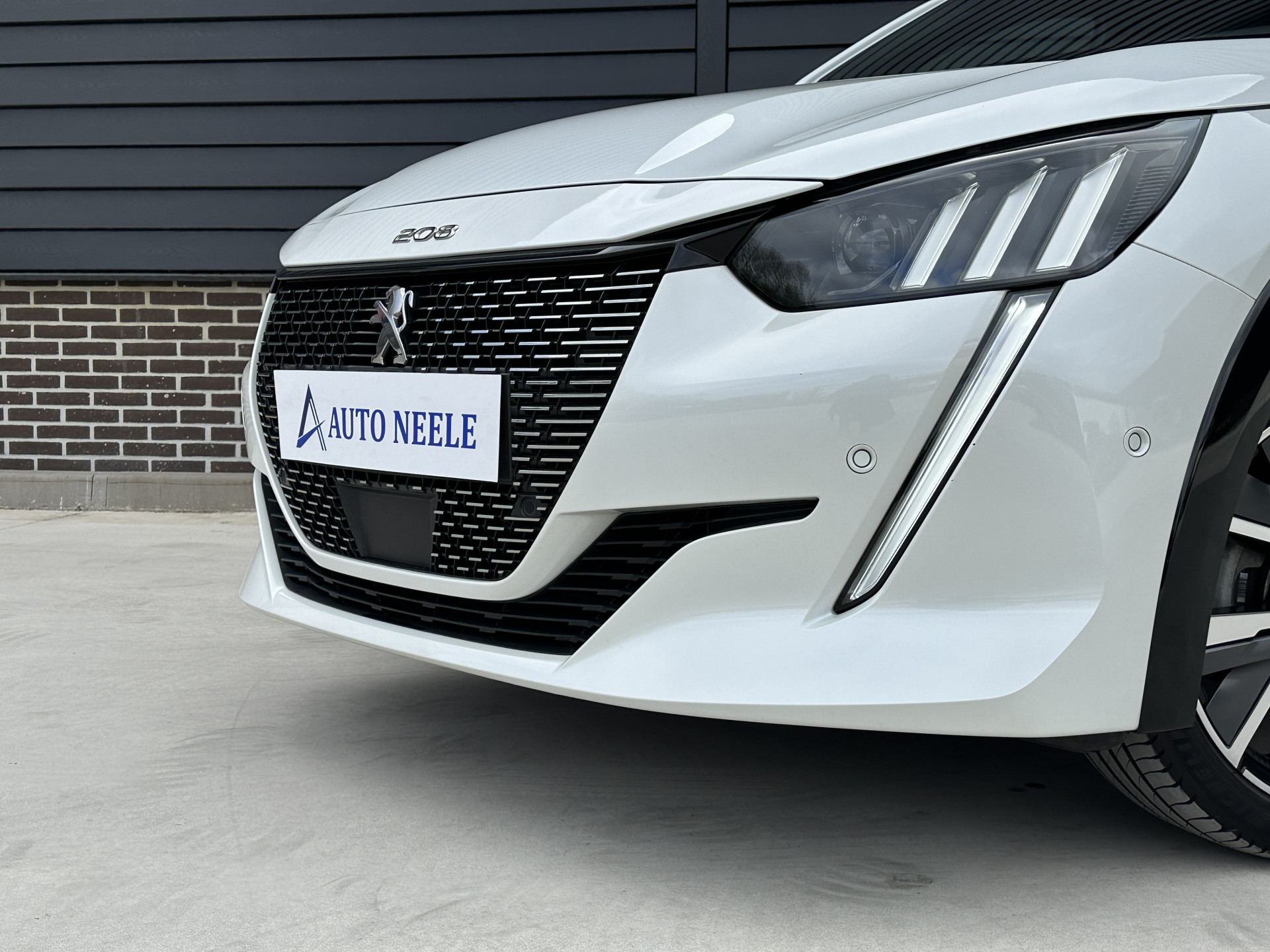 Peugeot 208 1.2 PureTech 130 pk GT Automaat