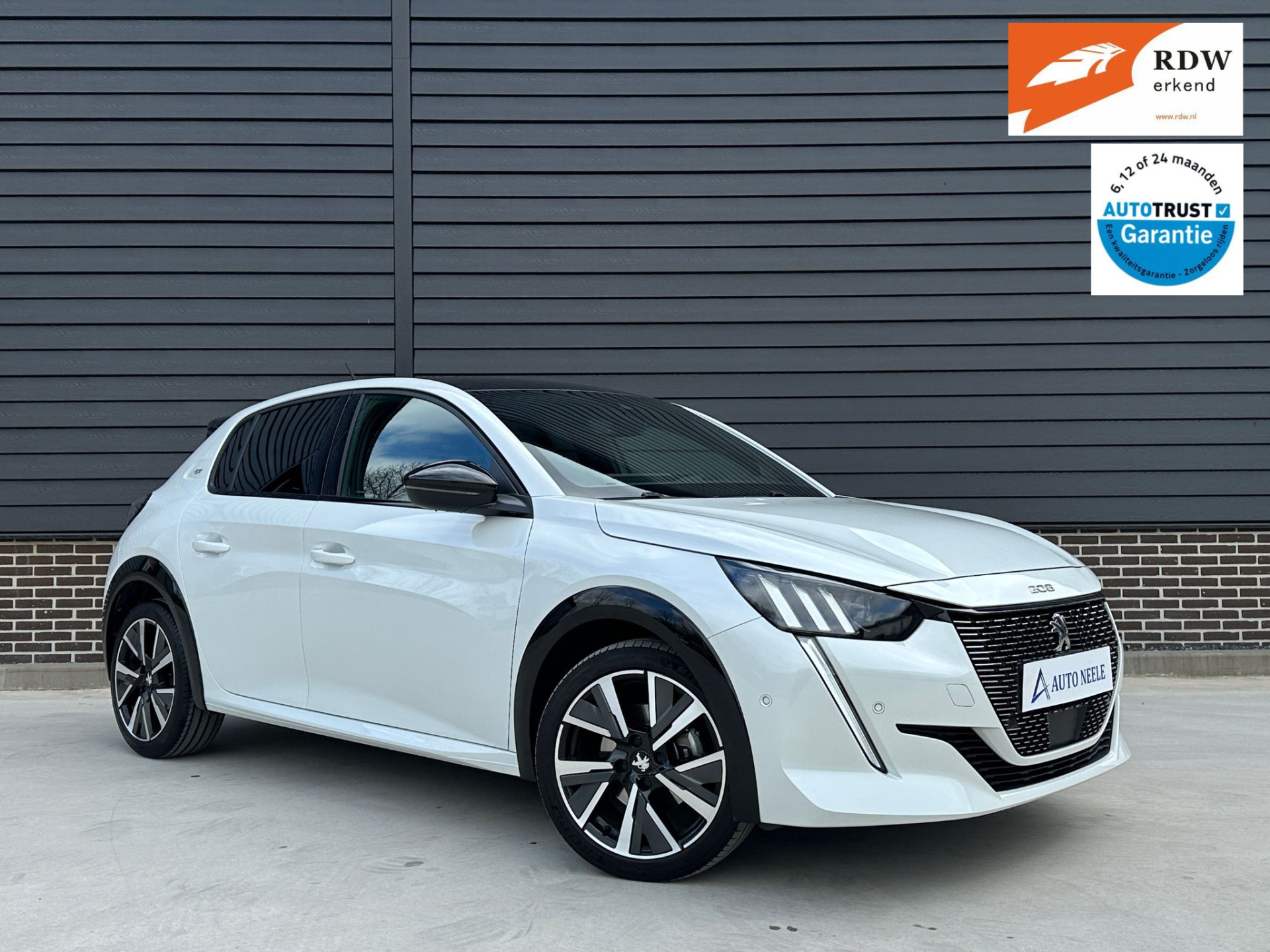 Peugeot 208 1.2 PureTech 130 pk GT Automaat