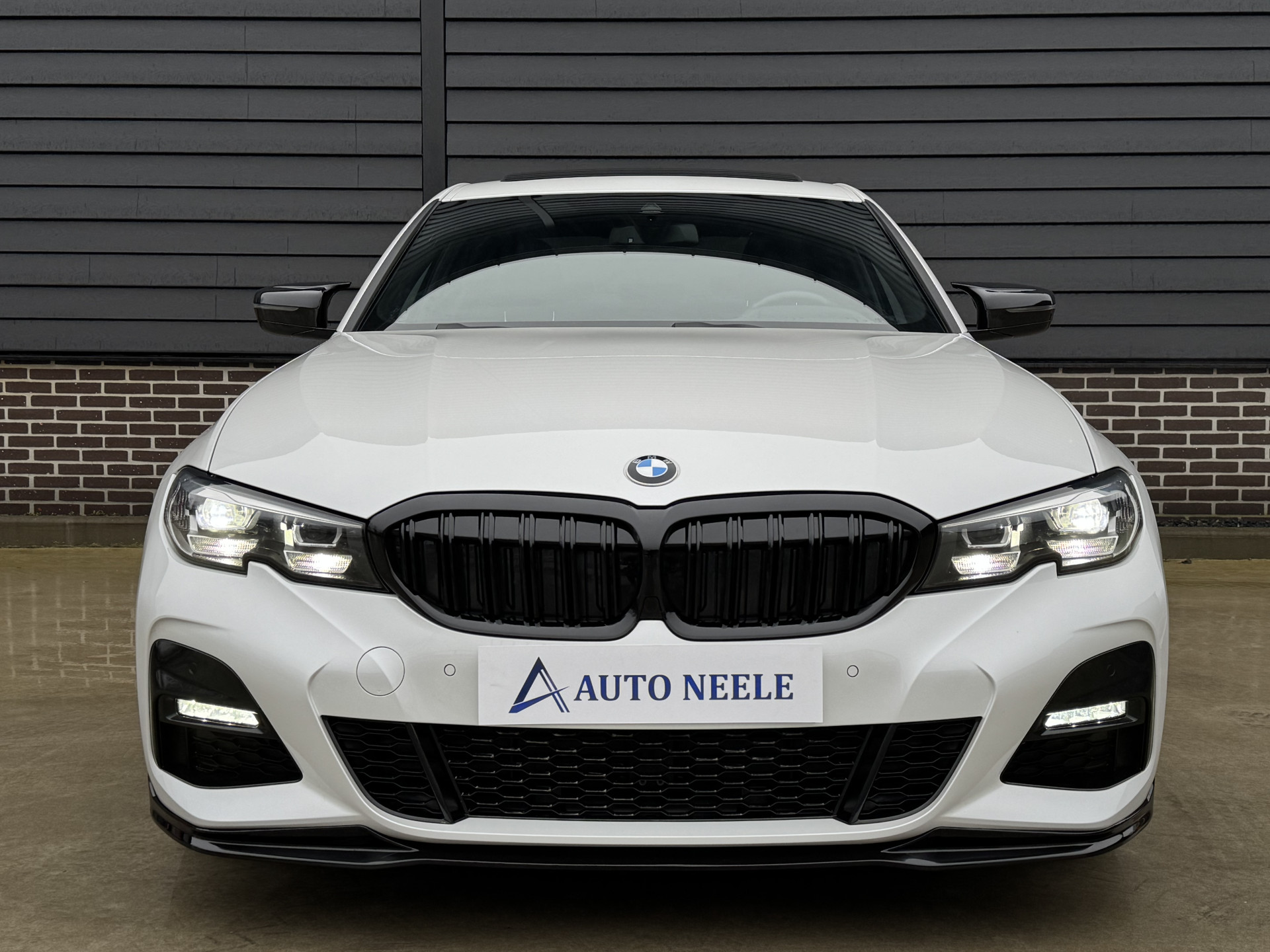 BMW 3-serie 330e M Sport 292 pk High Executive