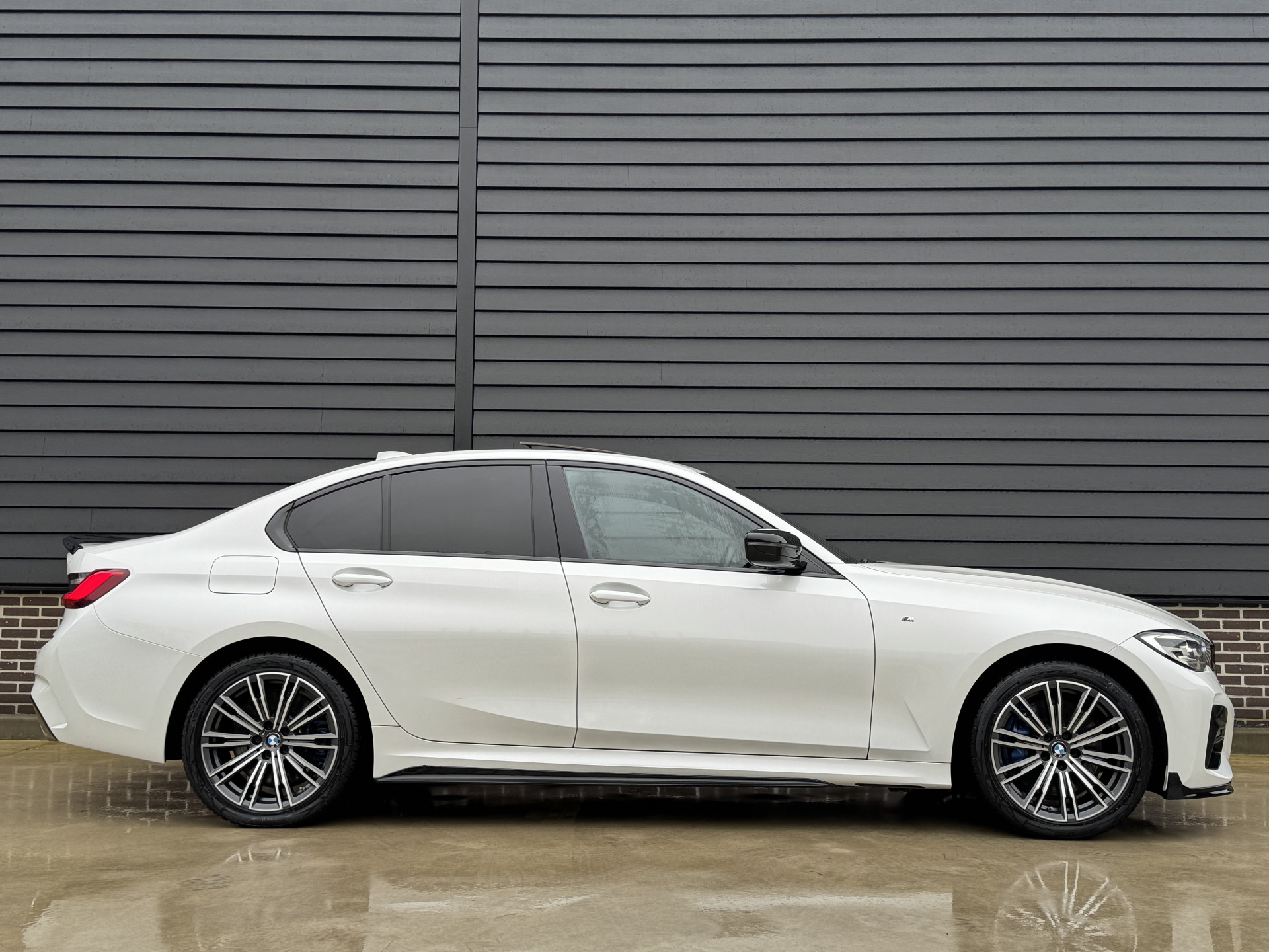 BMW 3-serie 330e M Sport 292 pk High Executive