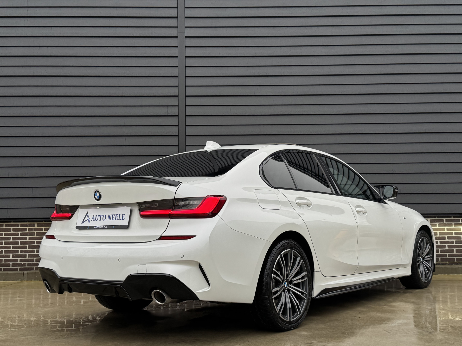 BMW 3-serie 330e M Sport 292 pk High Executive