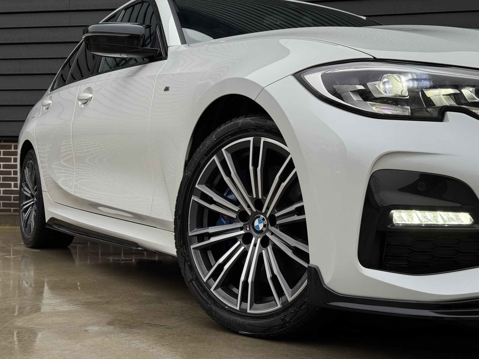 BMW 3-serie 330e M Sport 292 pk High Executive