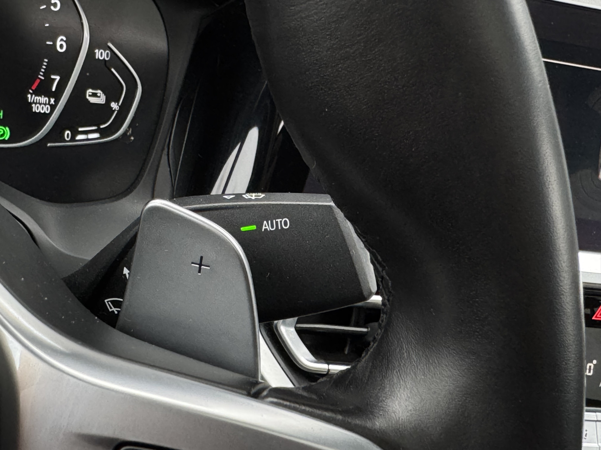 BMW 3-serie 330e M Sport 292 pk High Executive