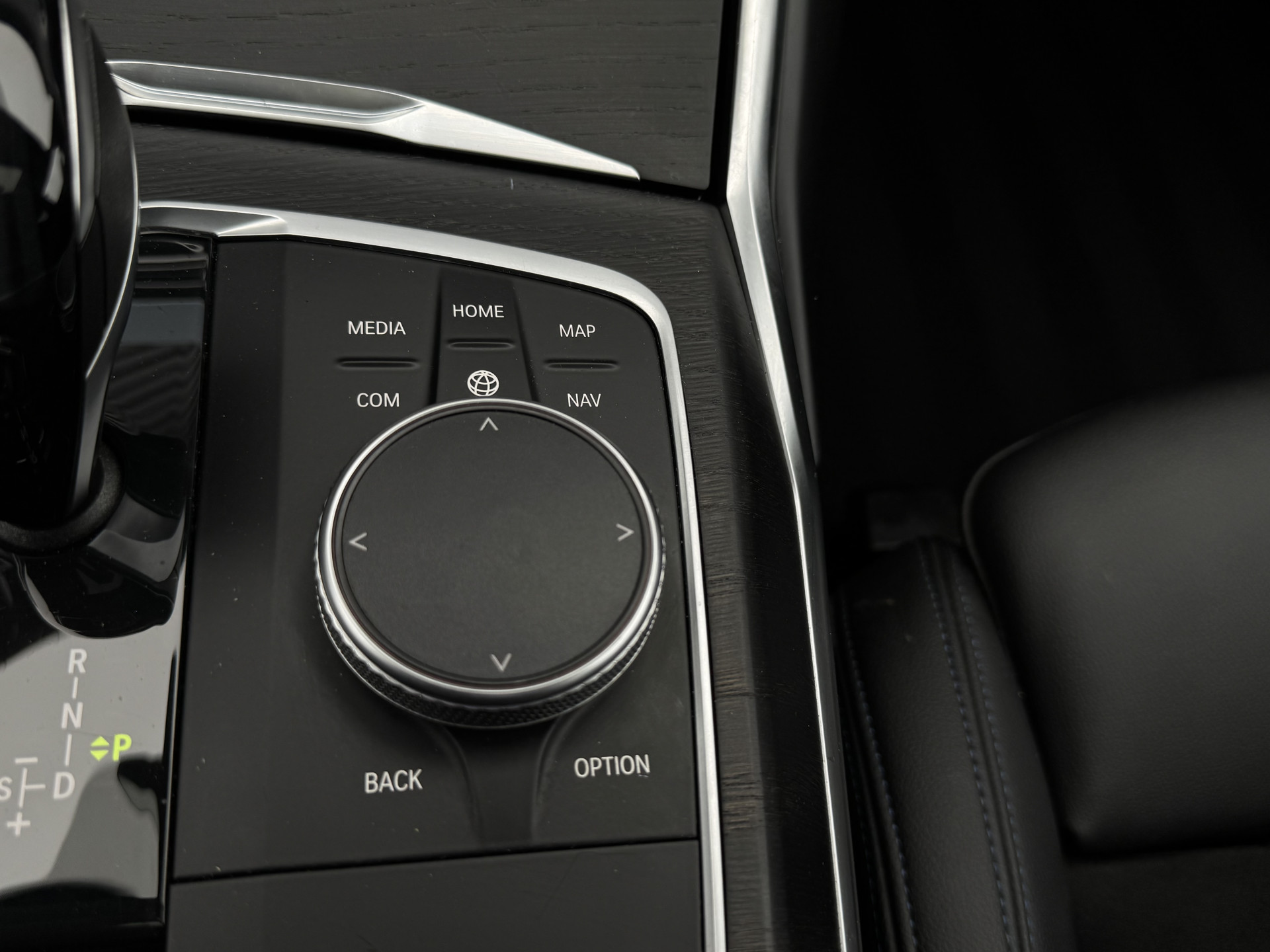 BMW 3-serie 330e M Sport 292 pk High Executive