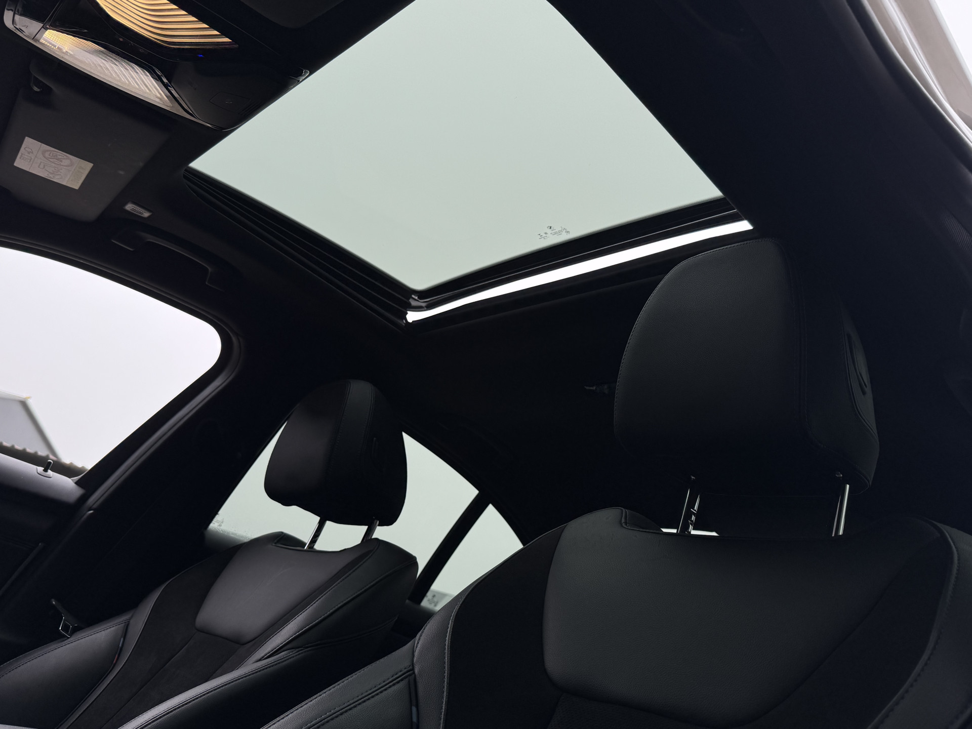 BMW 3-serie 330e M Sport 292 pk High Executive