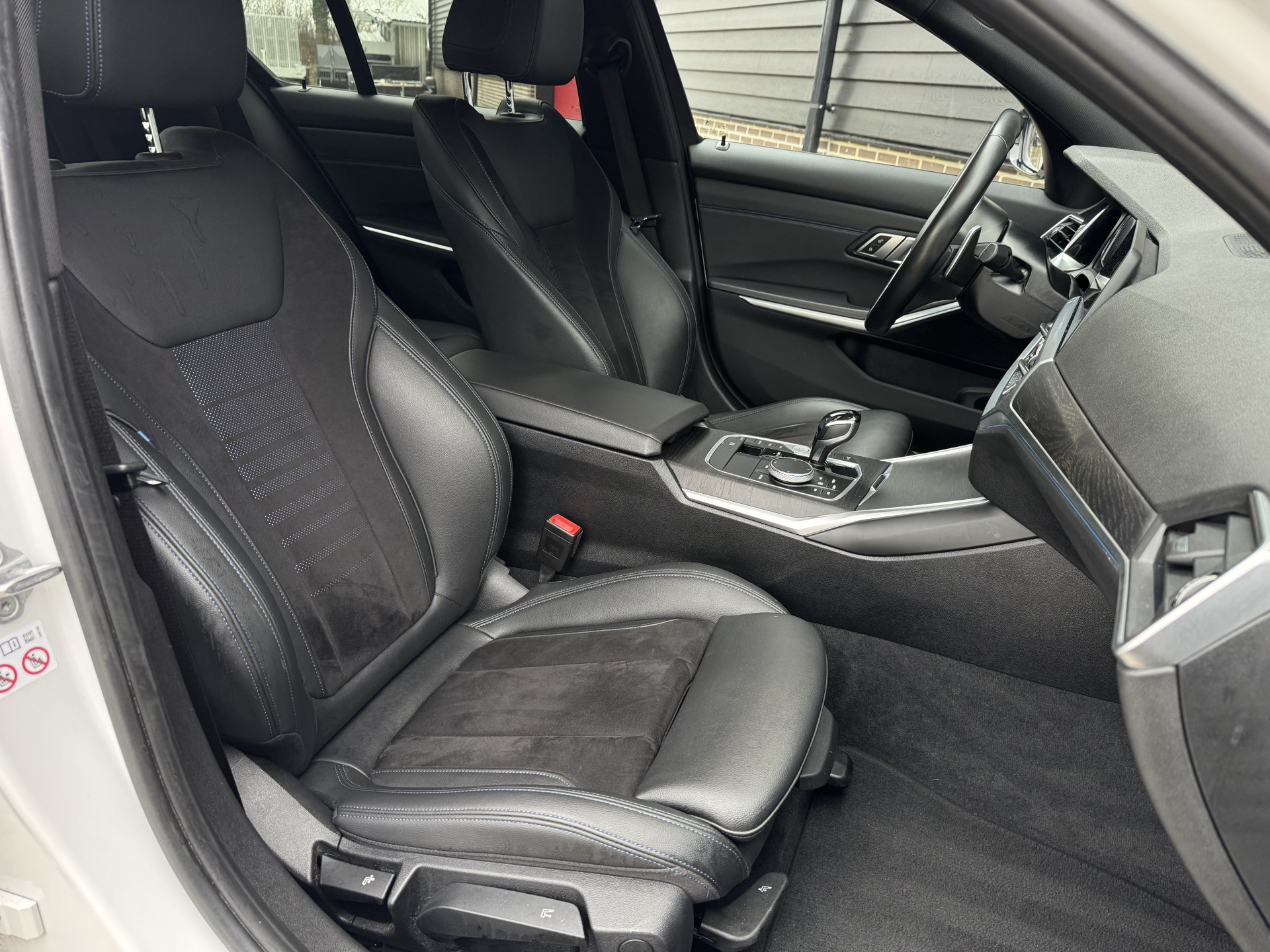 BMW 3-serie 330e M Sport 292 pk High Executive